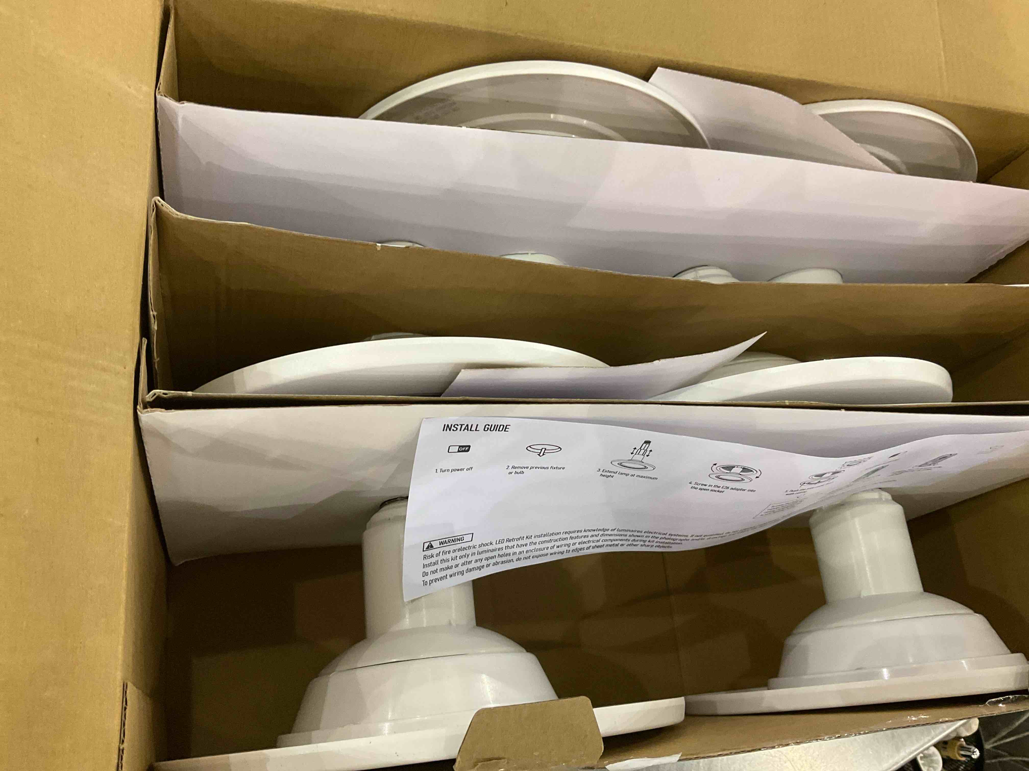 https://s3.amazonaws.com/lotting-images-prod/BargainHunt/EXS01532640_1713959569505.jpeg