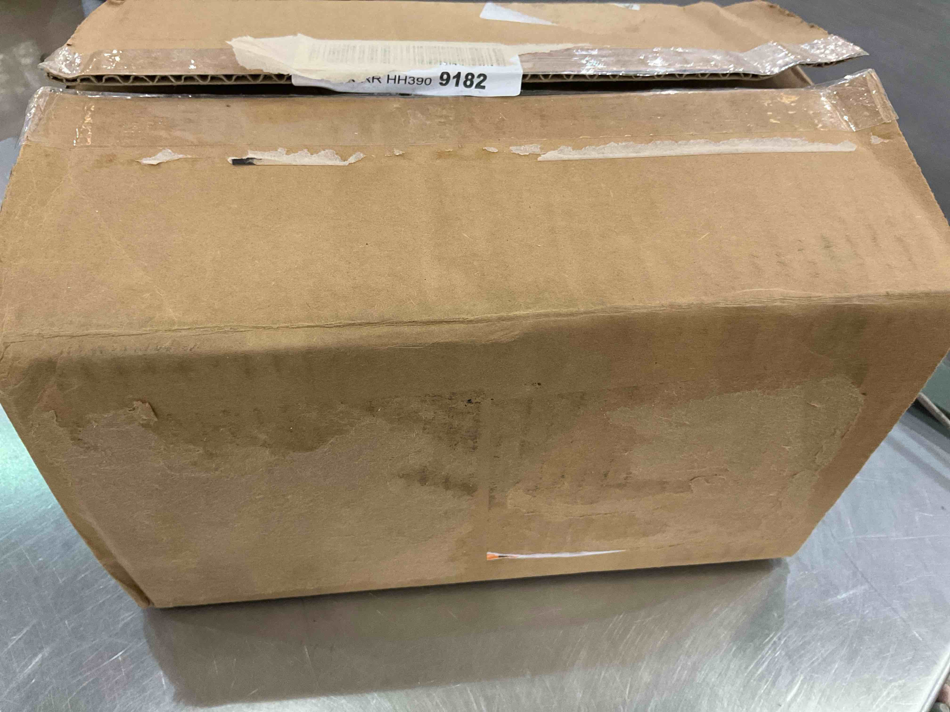 https://s3.amazonaws.com/lotting-images-prod/BargainHunt/EXS01532667_1713963182304.jpeg