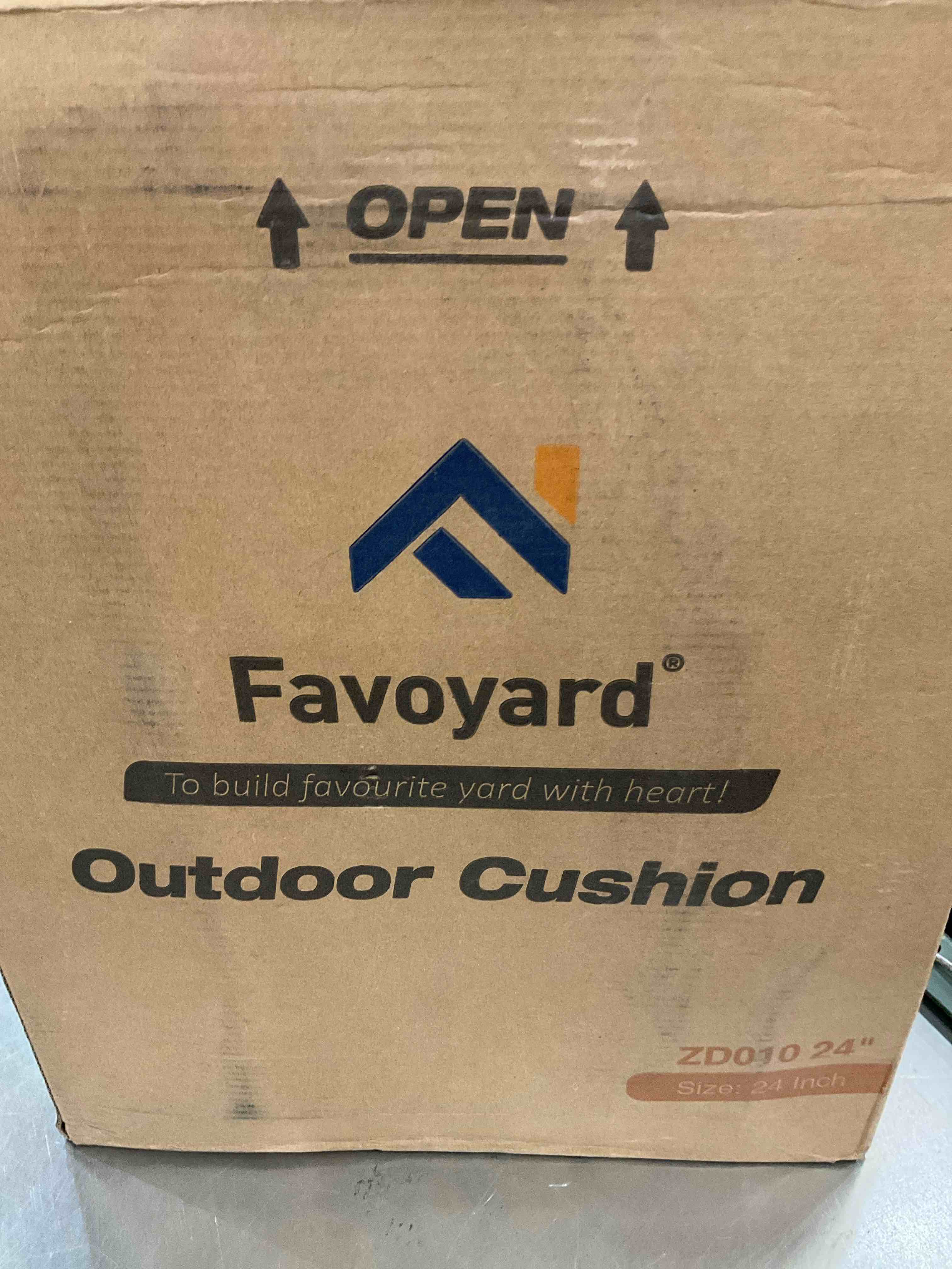 https://s3.amazonaws.com/lotting-images-prod/BargainHunt/EXS01532731_1713973518971.jpeg