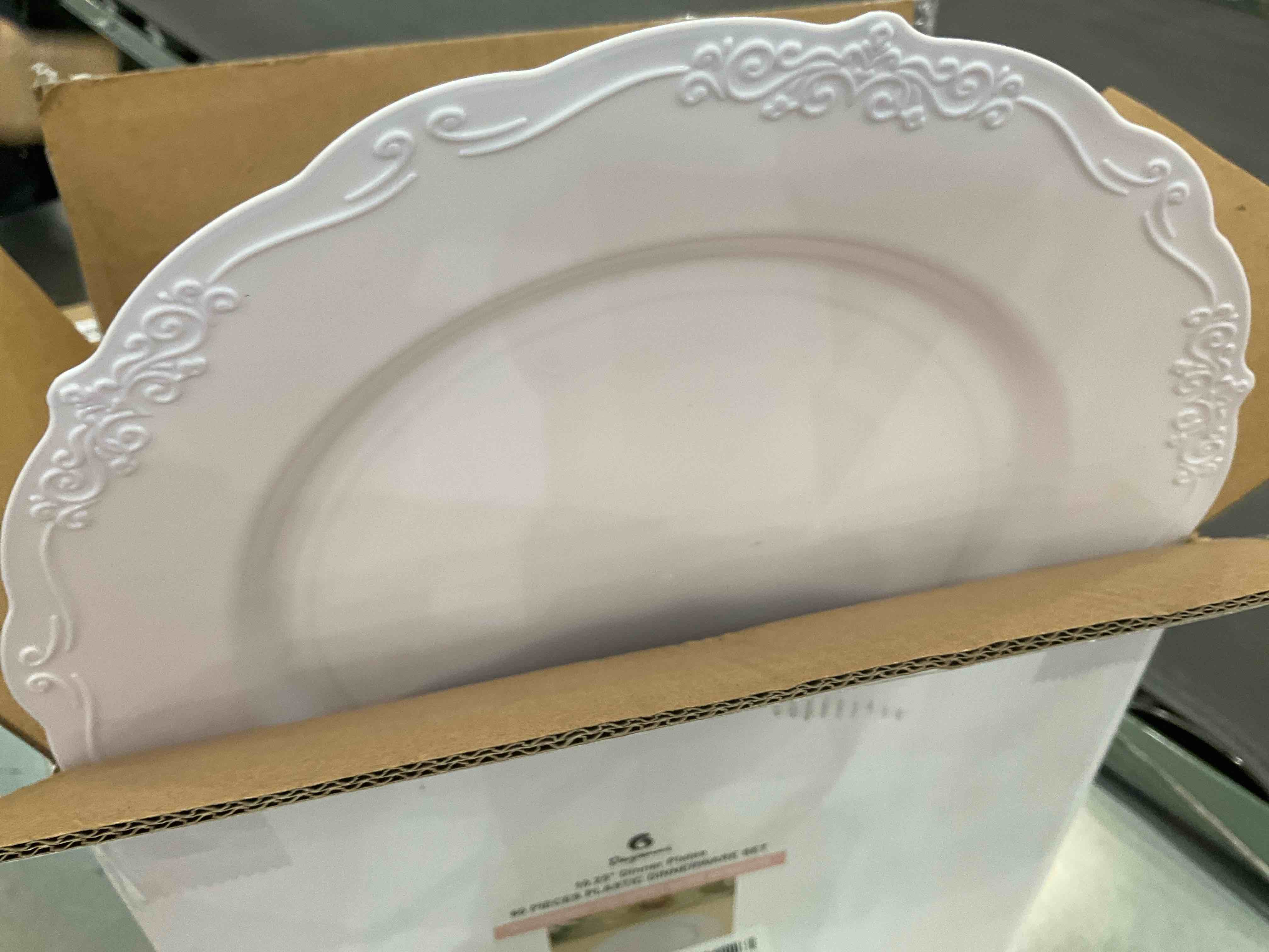 https://s3.amazonaws.com/lotting-images-prod/BargainHunt/EXS01532758_1713979155485.jpeg