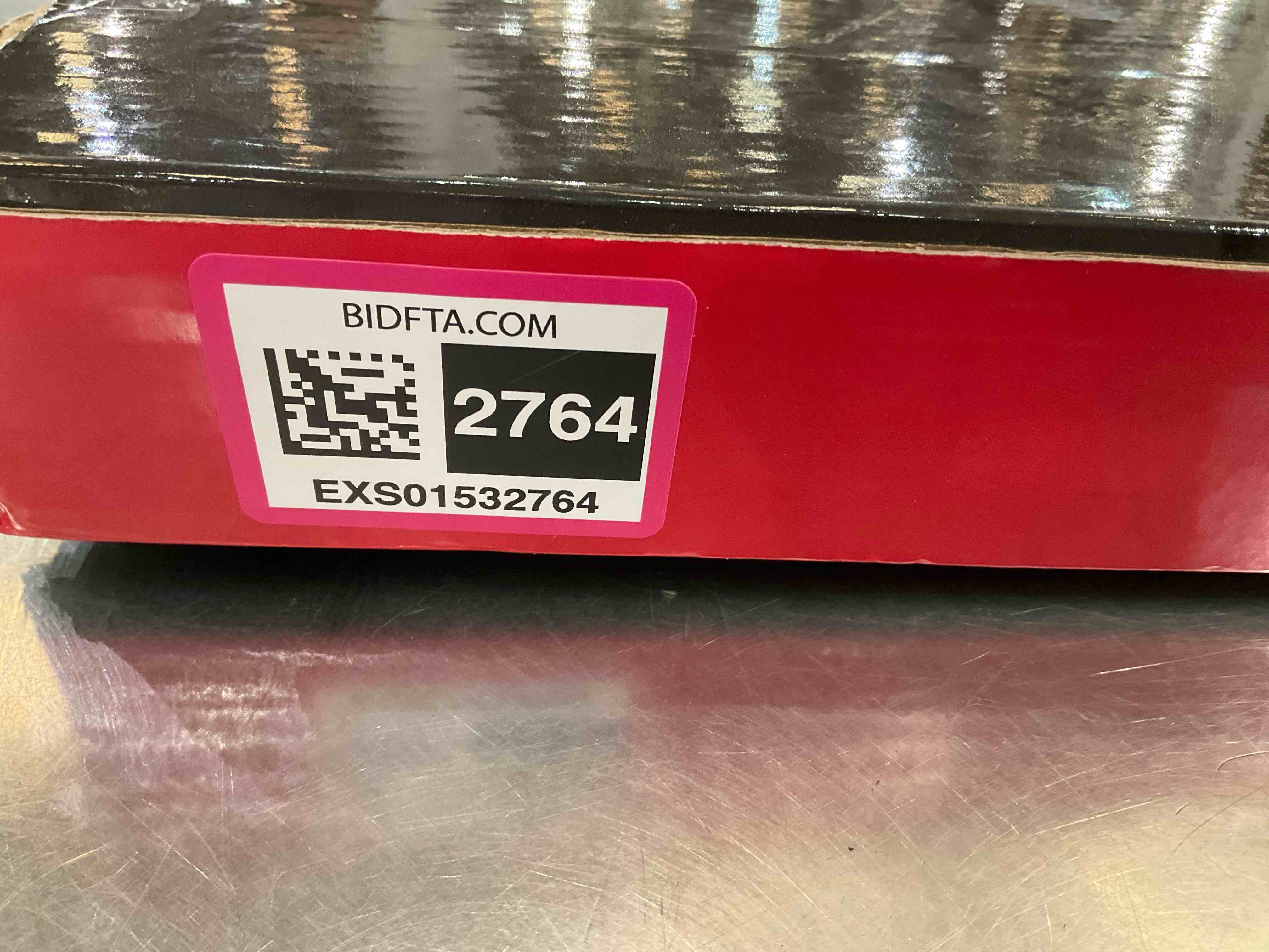 https://s3.amazonaws.com/lotting-images-prod/BargainHunt/EXS01532764_1713980242780.jpeg