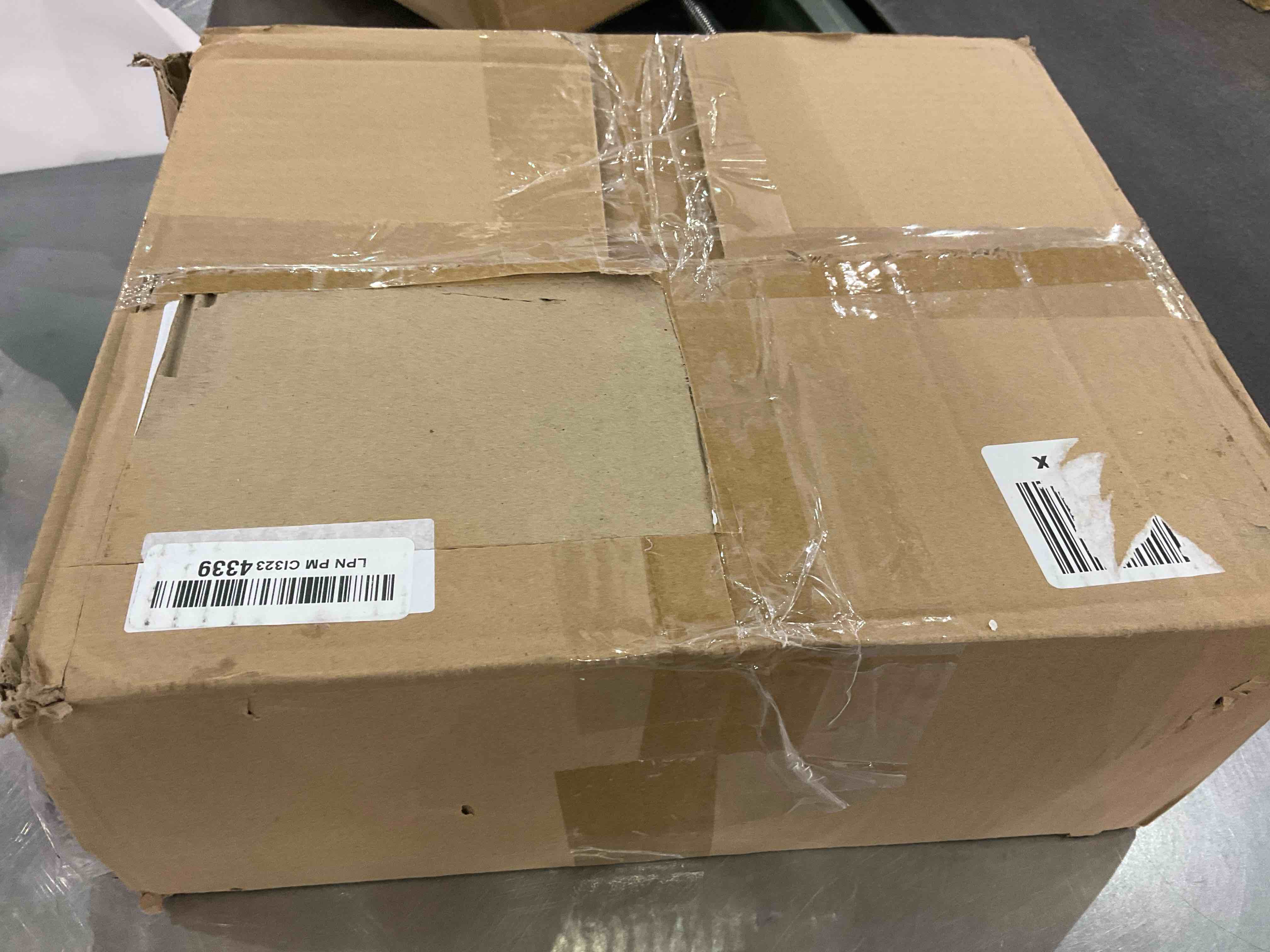 https://s3.amazonaws.com/lotting-images-prod/BargainHunt/EXS01532816_1714047165421.jpeg