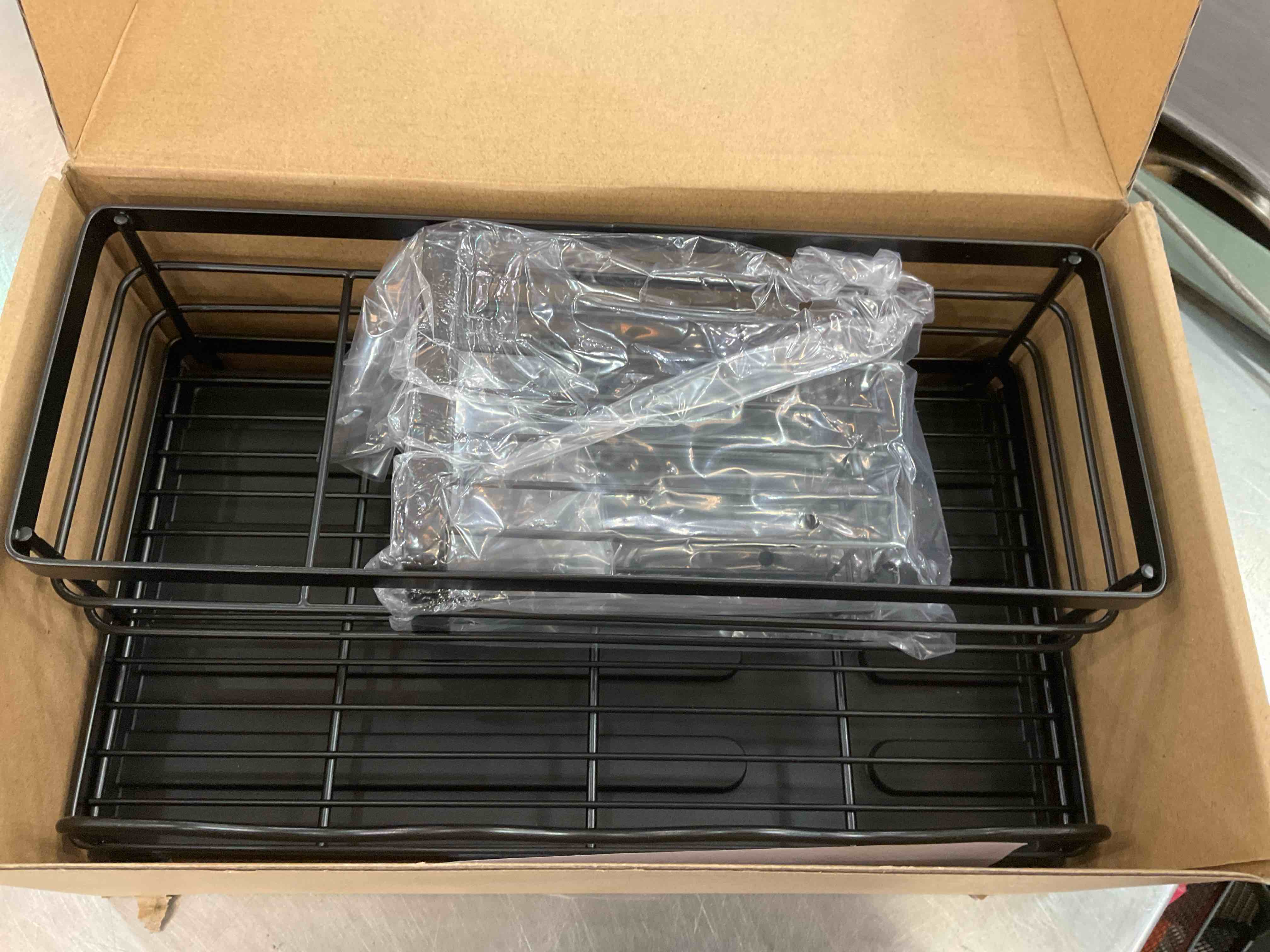 https://s3.amazonaws.com/lotting-images-prod/BargainHunt/EXS01532941_1714070445835.jpeg
