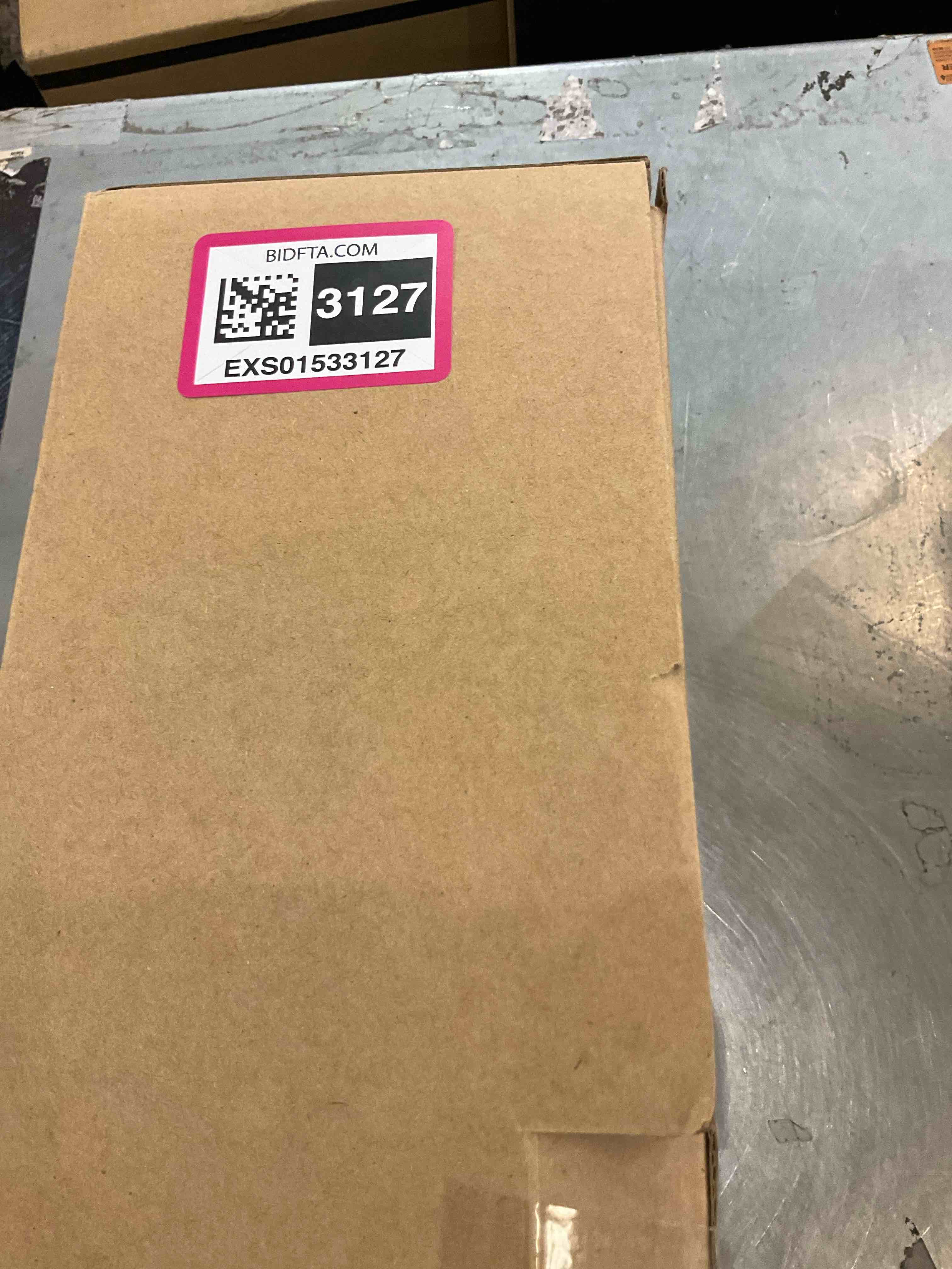 https://s3.amazonaws.com/lotting-images-prod/BargainHunt/EXS01533127_1714417931768.jpeg