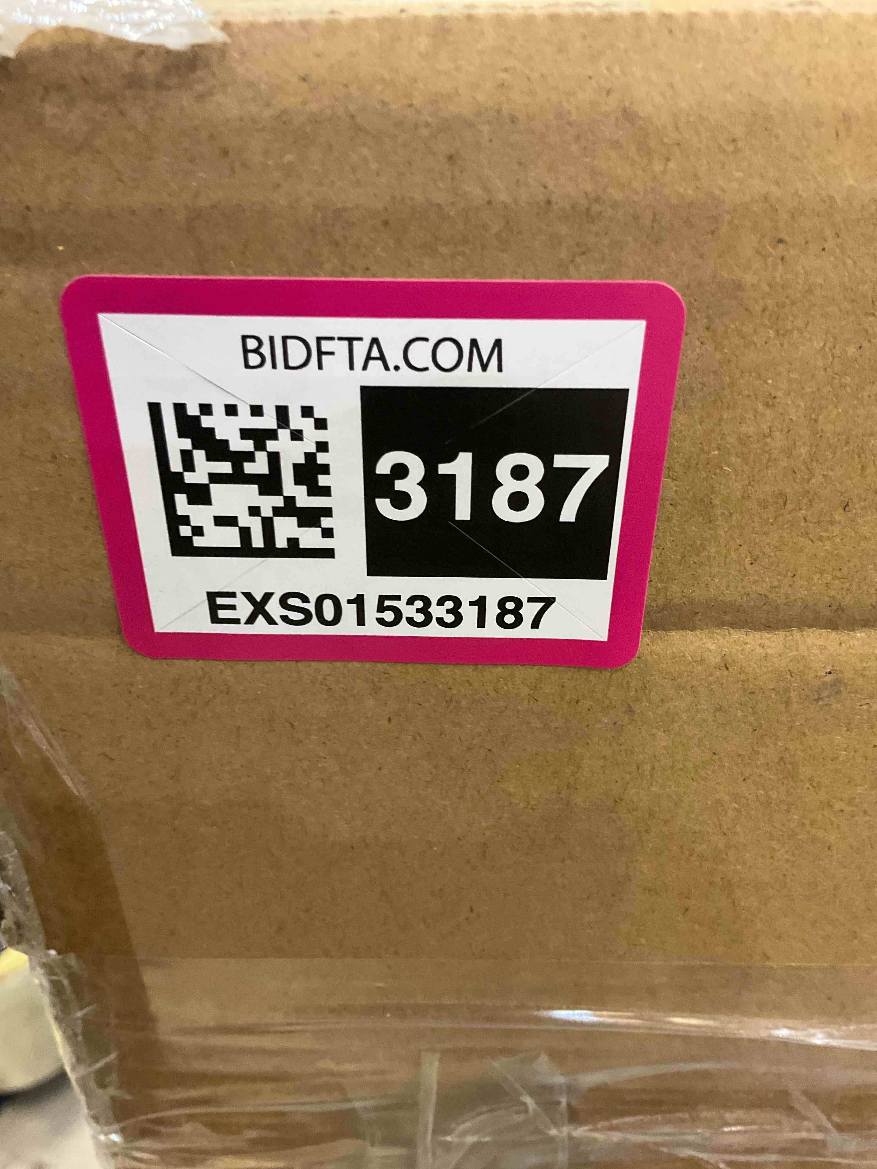https://s3.amazonaws.com/lotting-images-prod/BargainHunt/EXS01533187_1714484693949.jpeg