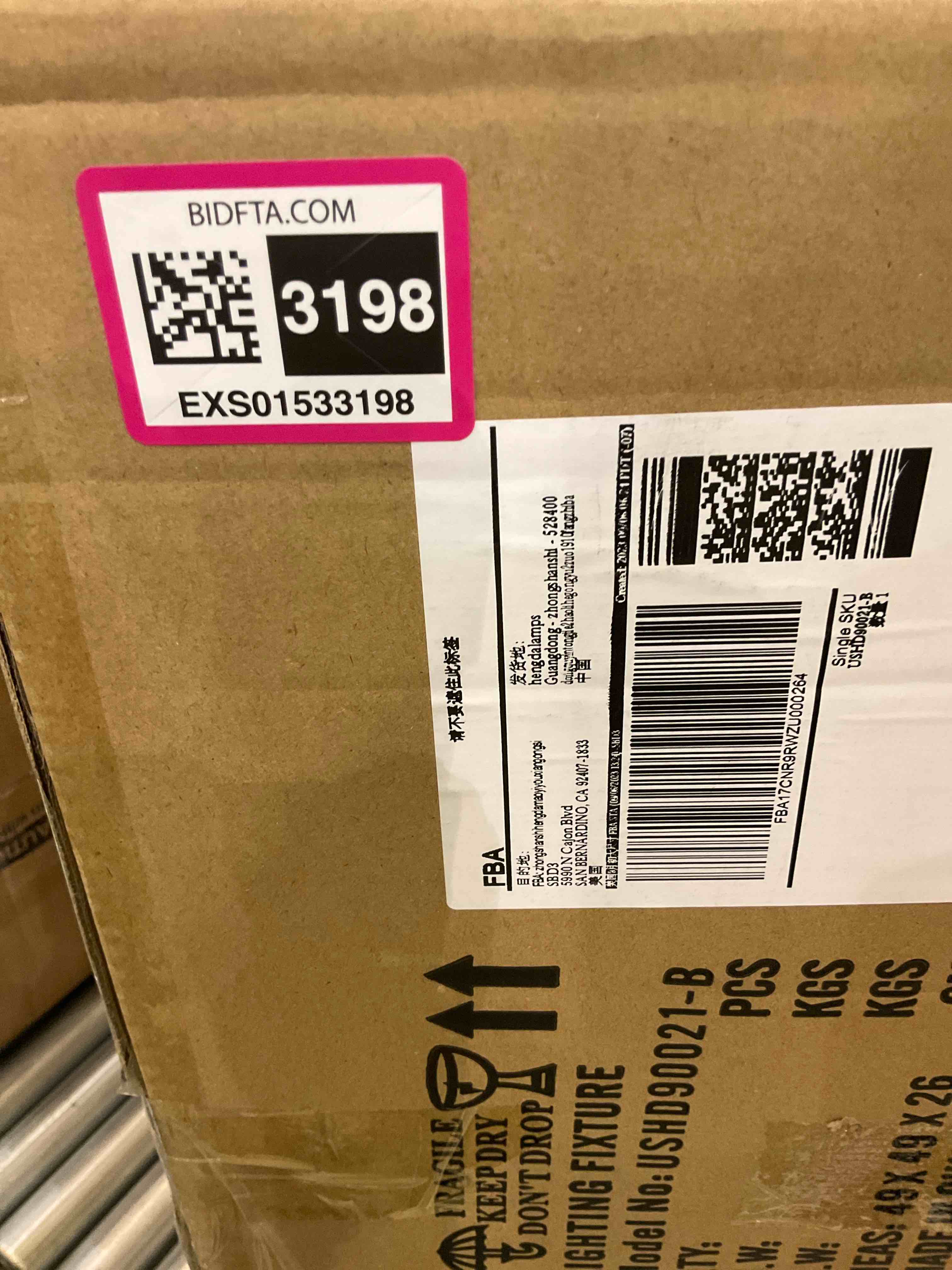https://s3.amazonaws.com/lotting-images-prod/BargainHunt/EXS01533198_1714485887518.jpeg
