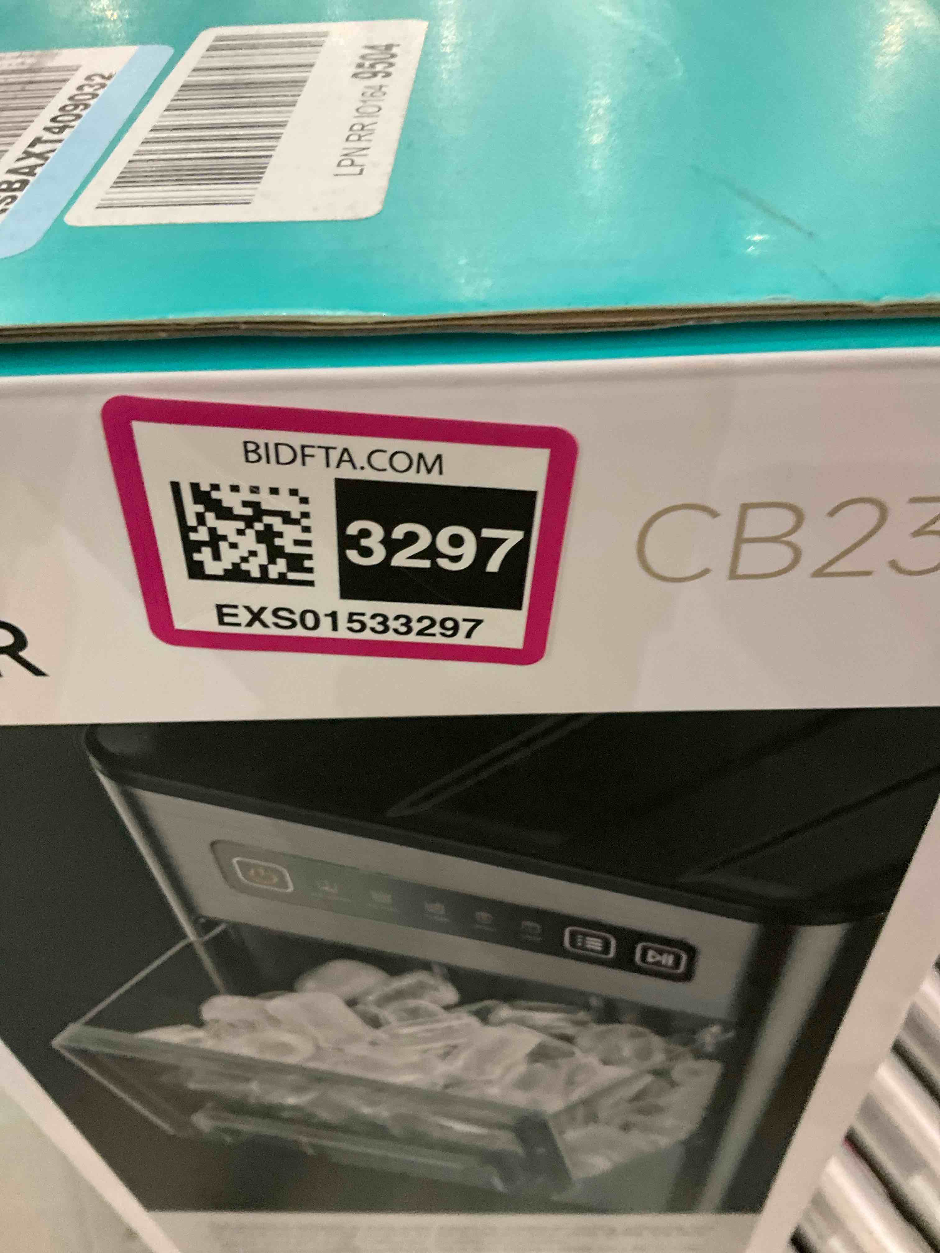 https://s3.amazonaws.com/lotting-images-prod/BargainHunt/EXS01533297_1714652119172.jpeg