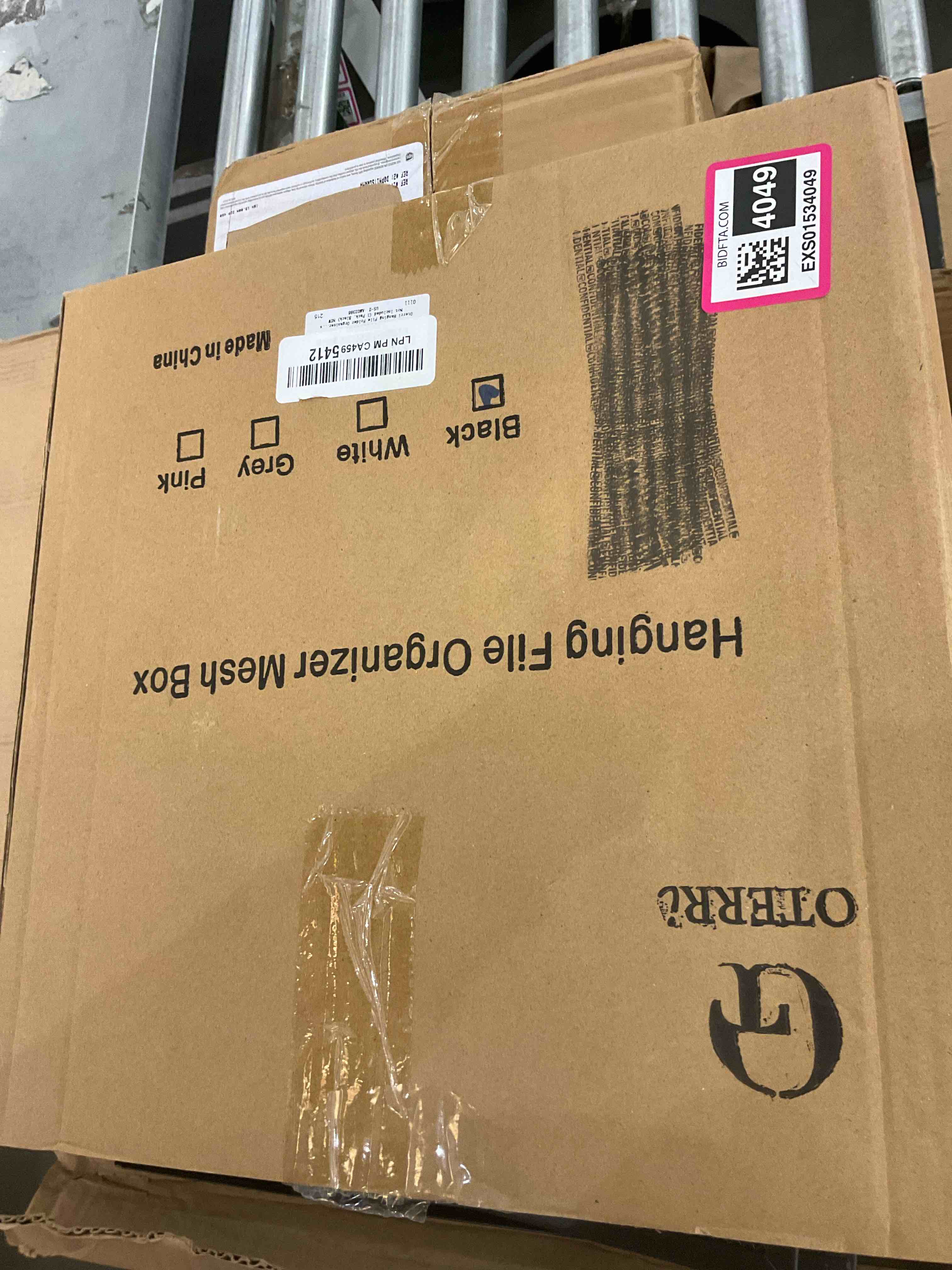 https://s3.amazonaws.com/lotting-images-prod/BargainHunt/EXS01534049_1715268807978.jpeg