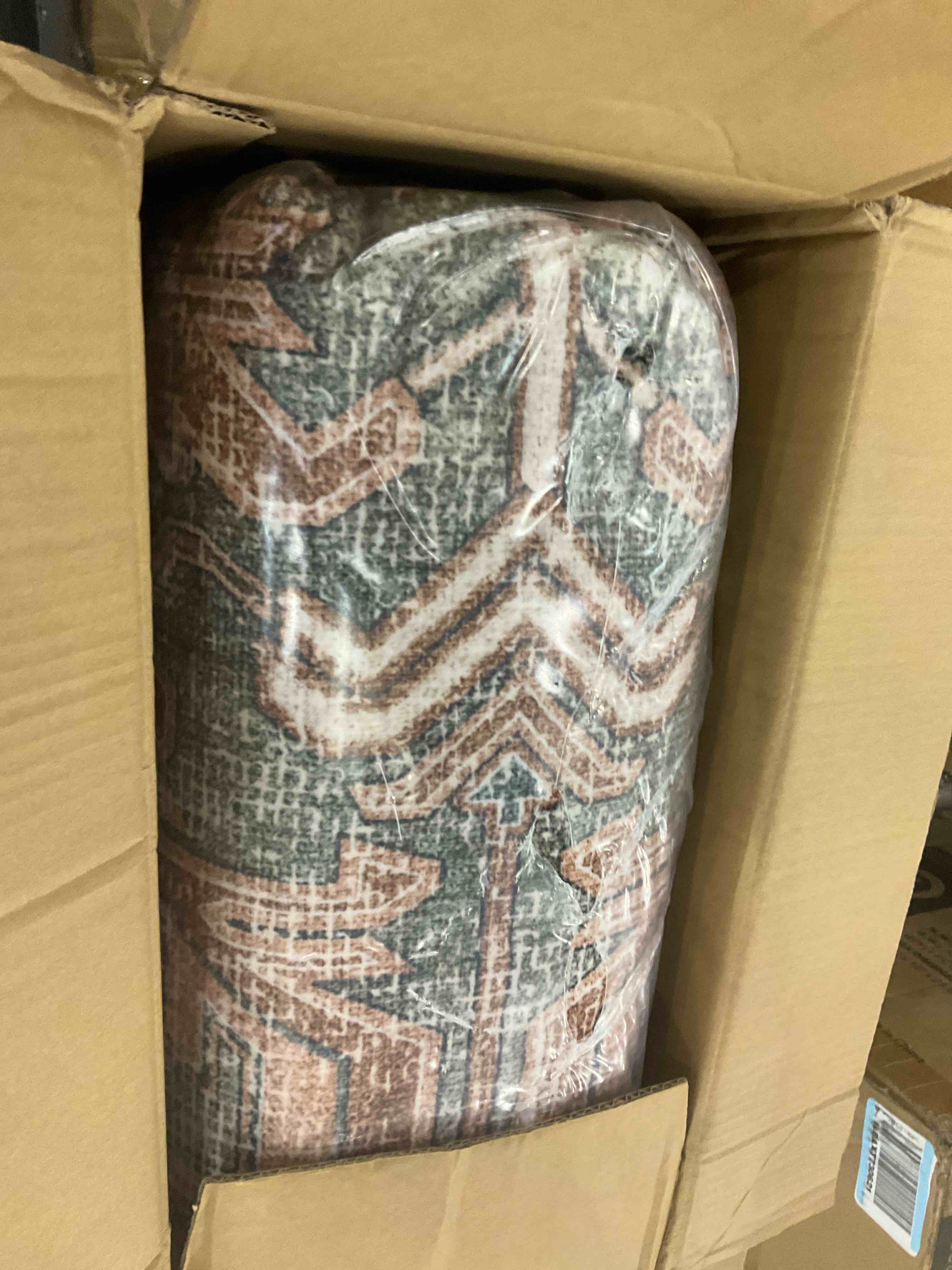 https://s3.amazonaws.com/lotting-images-prod/BargainHunt/EXS01534171_1715350255249.jpeg
