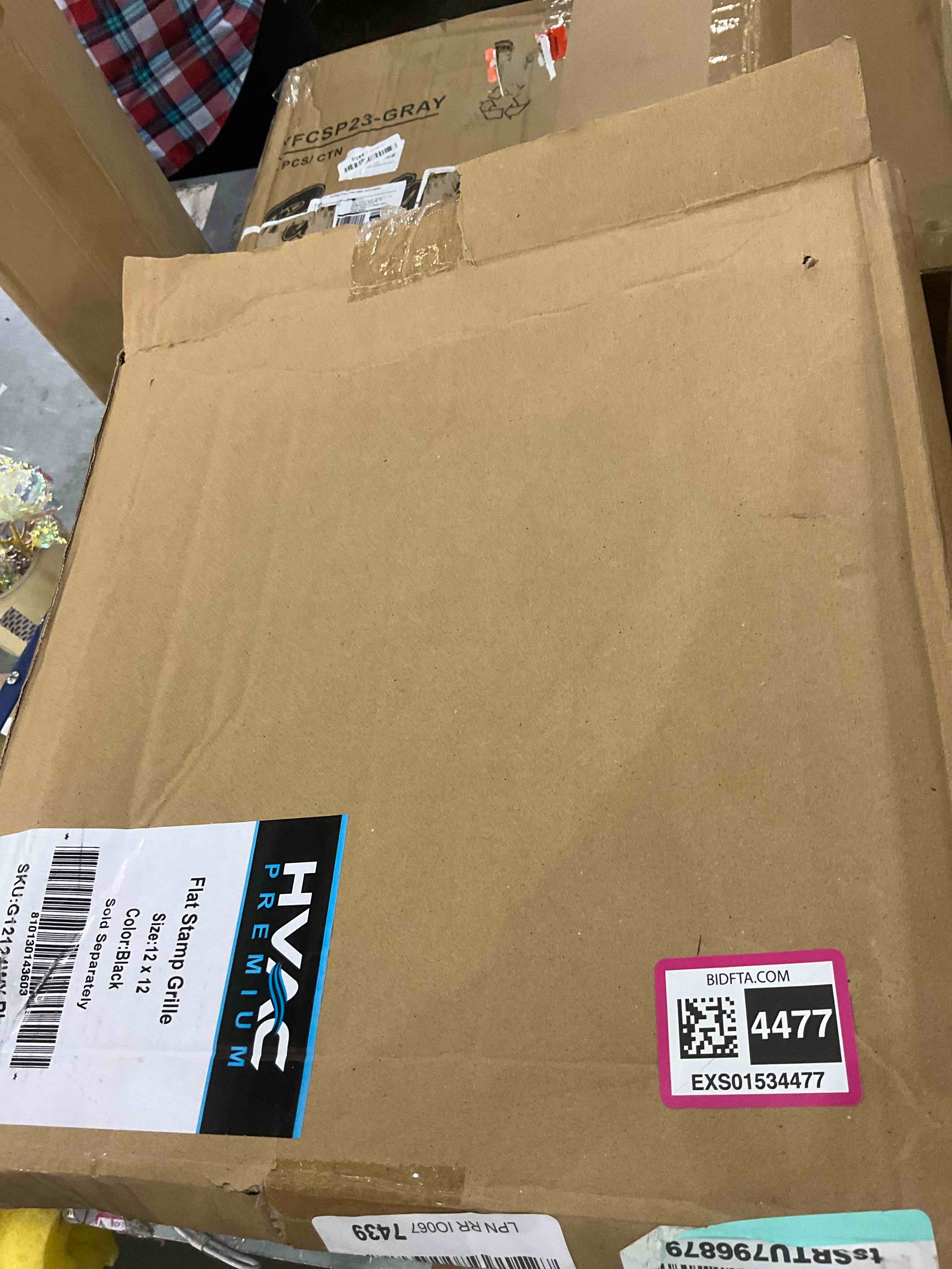 https://s3.amazonaws.com/lotting-images-prod/BargainHunt/EXS01534477_1715885620998.jpeg