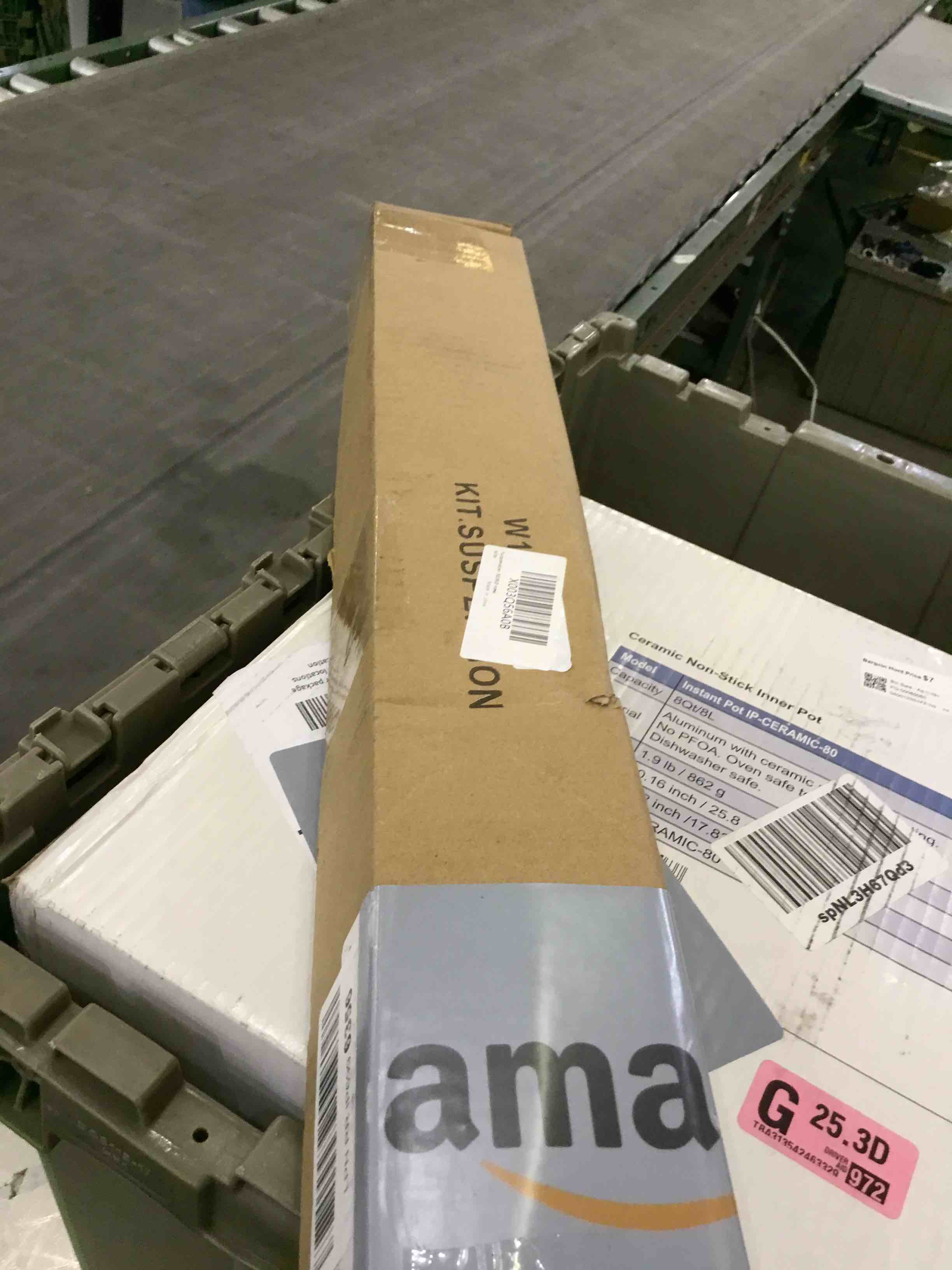 https://s3.amazonaws.com/lotting-images-prod/BargainHunt/EXS01535901_1718809379448.jpeg