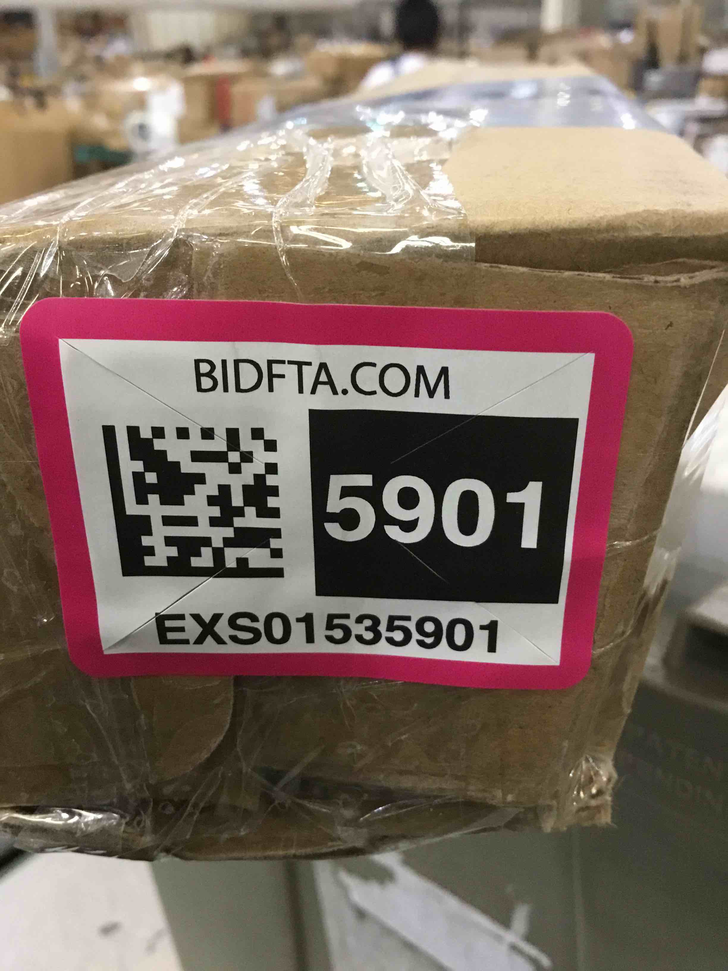 https://s3.amazonaws.com/lotting-images-prod/BargainHunt/EXS01535901_1718809387810.jpeg