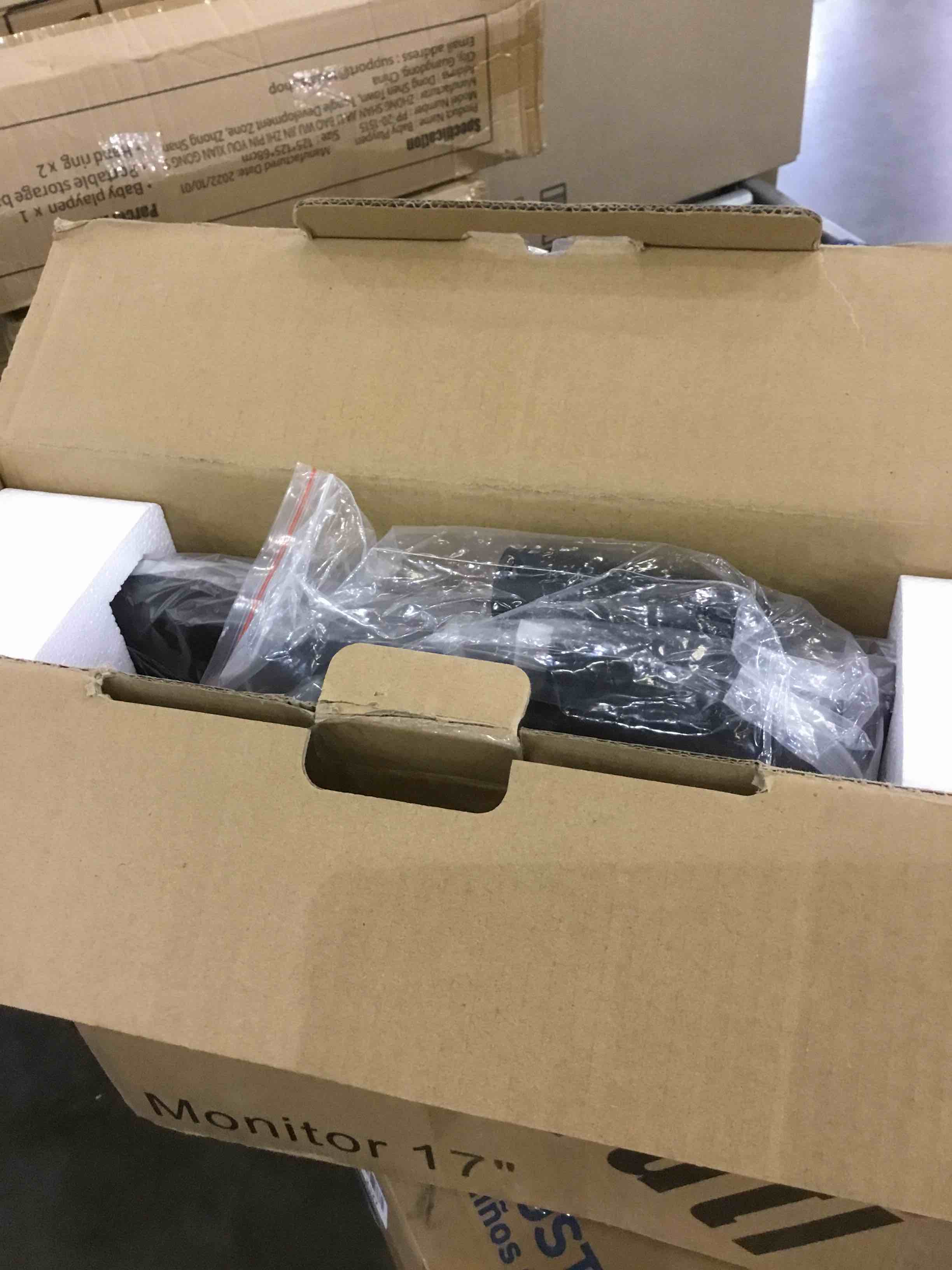 https://s3.amazonaws.com/lotting-images-prod/BargainHunt/EXS01535944_1718887347724.jpeg
