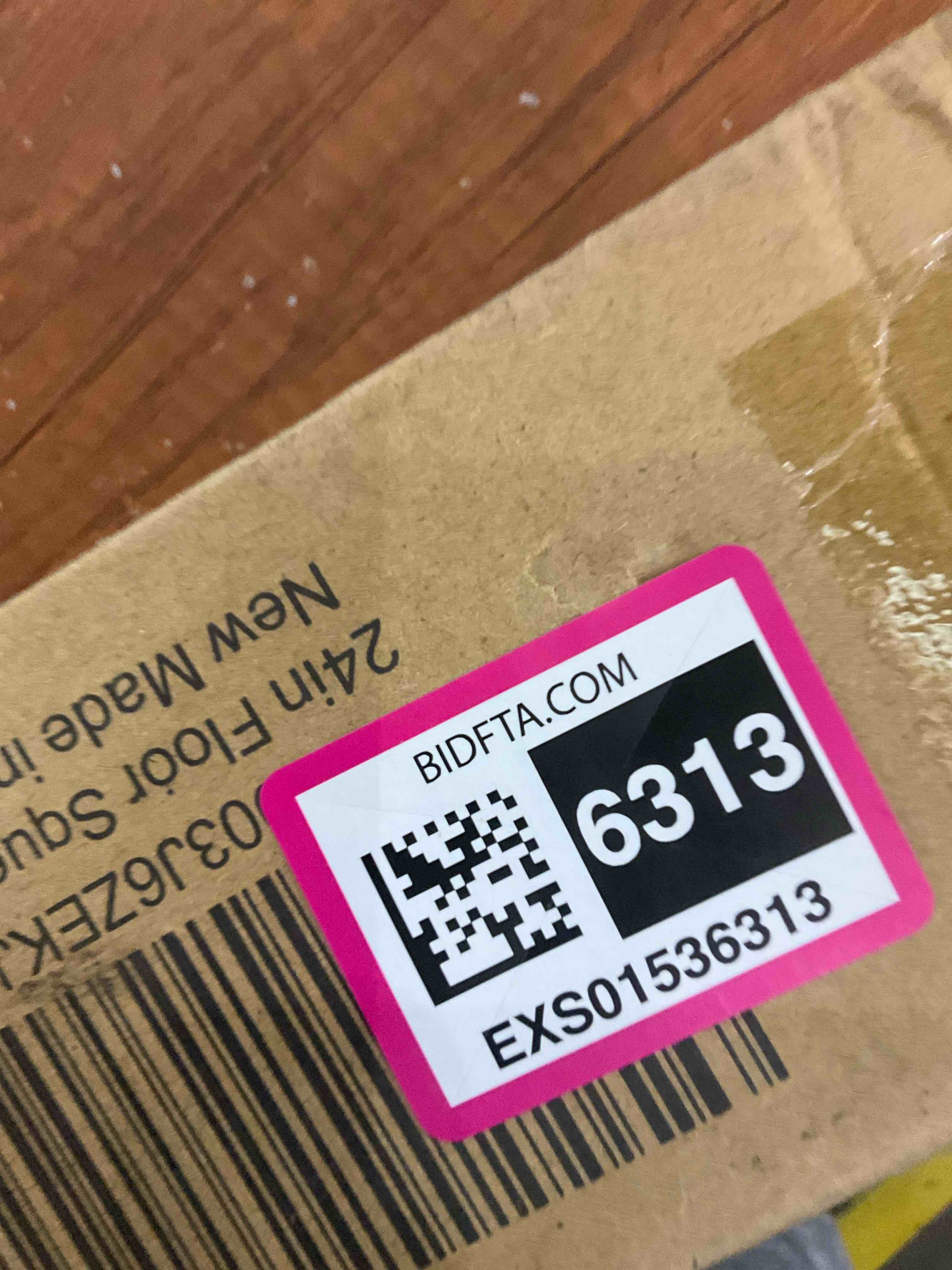 https://s3.amazonaws.com/lotting-images-prod/BargainHunt/EXS01536313_1715958092467.jpeg