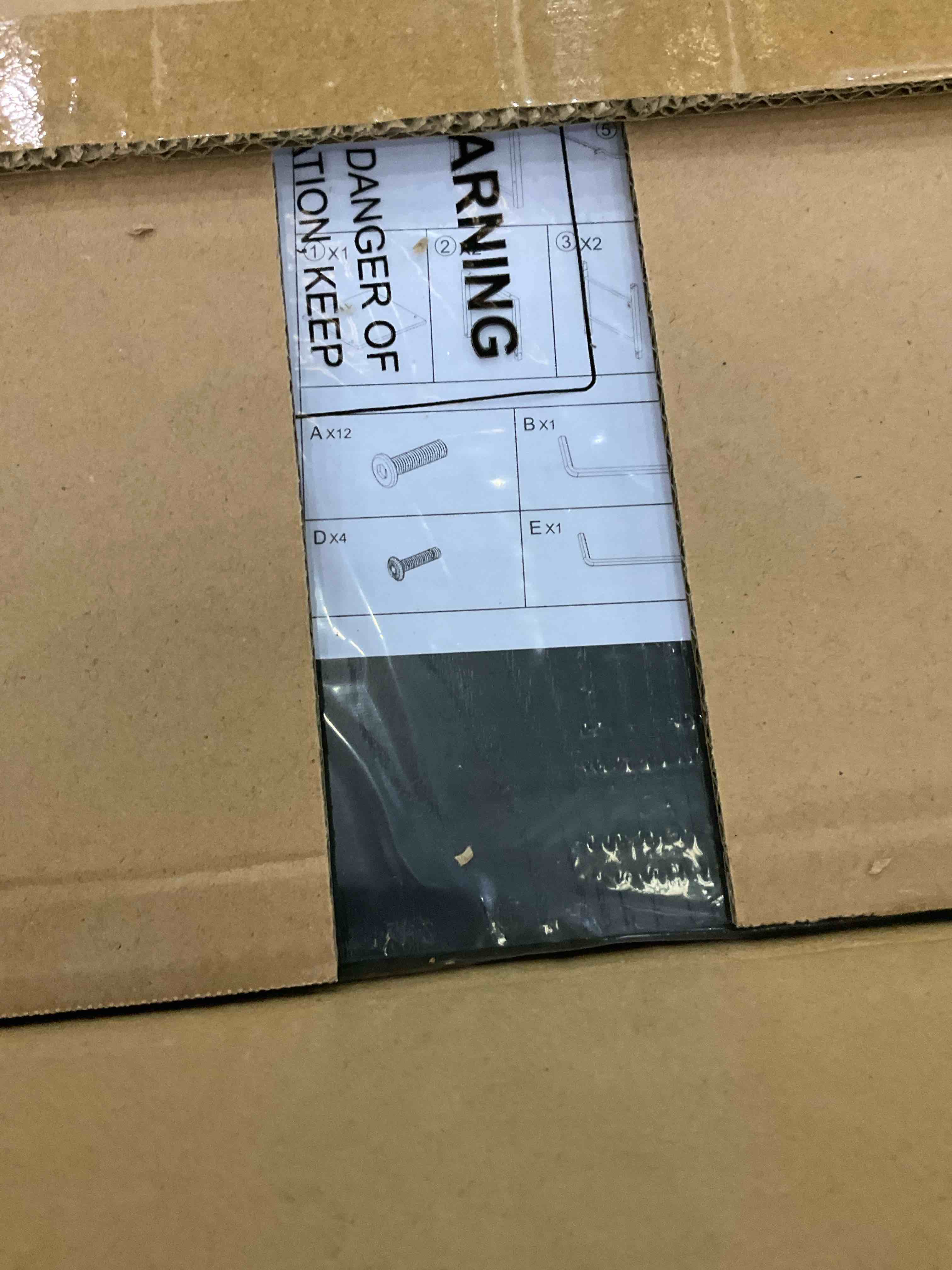 https://s3.amazonaws.com/lotting-images-prod/BargainHunt/EXS01536368_1715967170970.jpeg