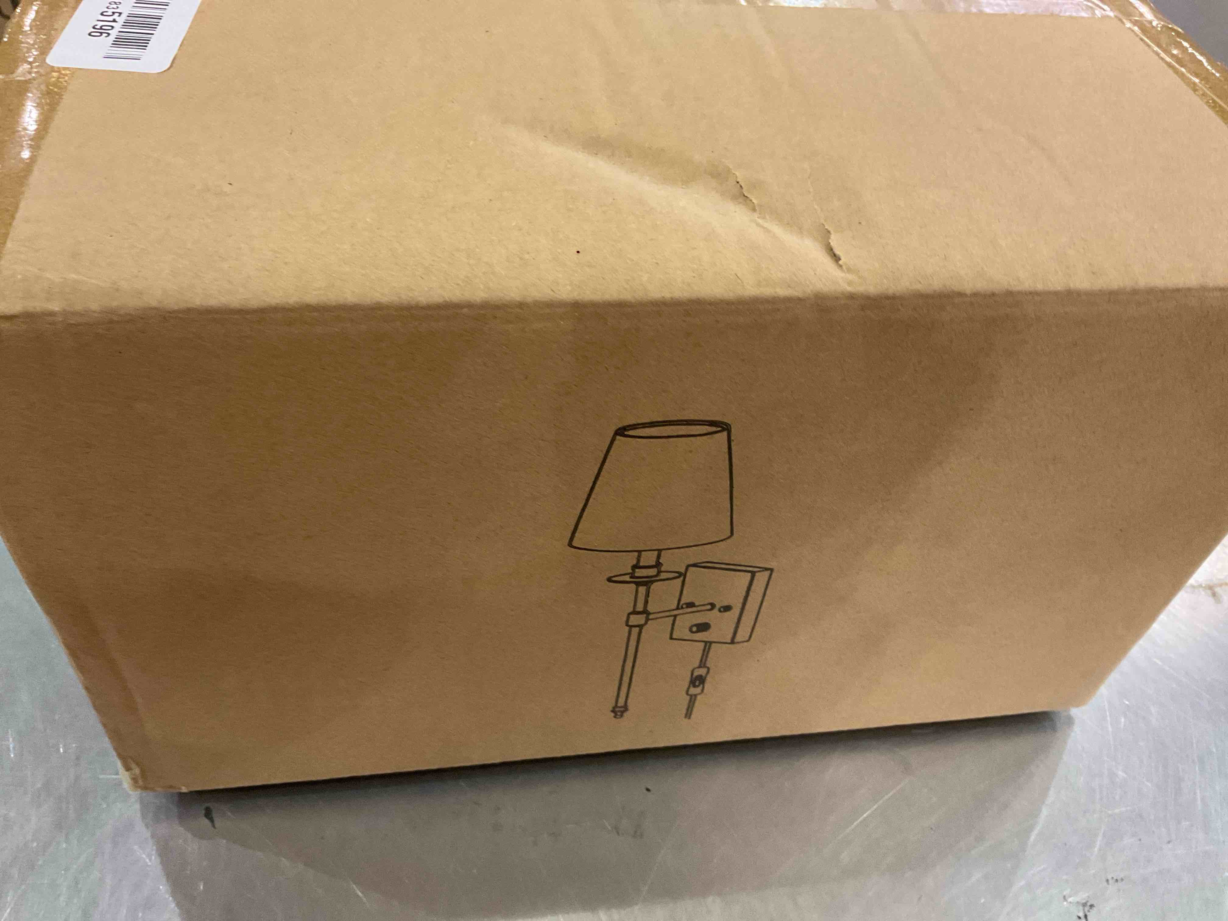 https://s3.amazonaws.com/lotting-images-prod/BargainHunt/EXS01537144_1715107538387.jpeg