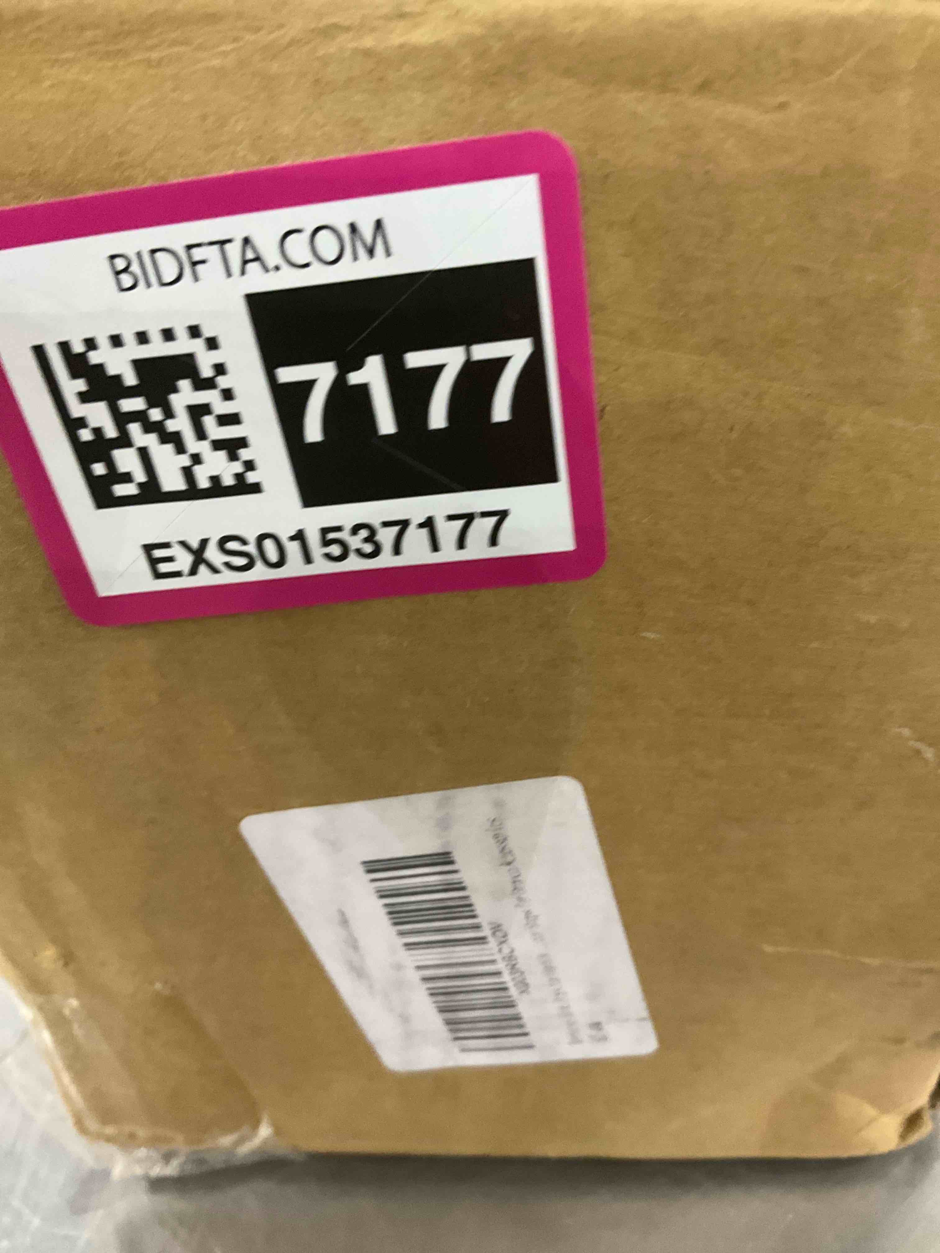 https://s3.amazonaws.com/lotting-images-prod/BargainHunt/EXS01537177_1715169438787.jpeg
