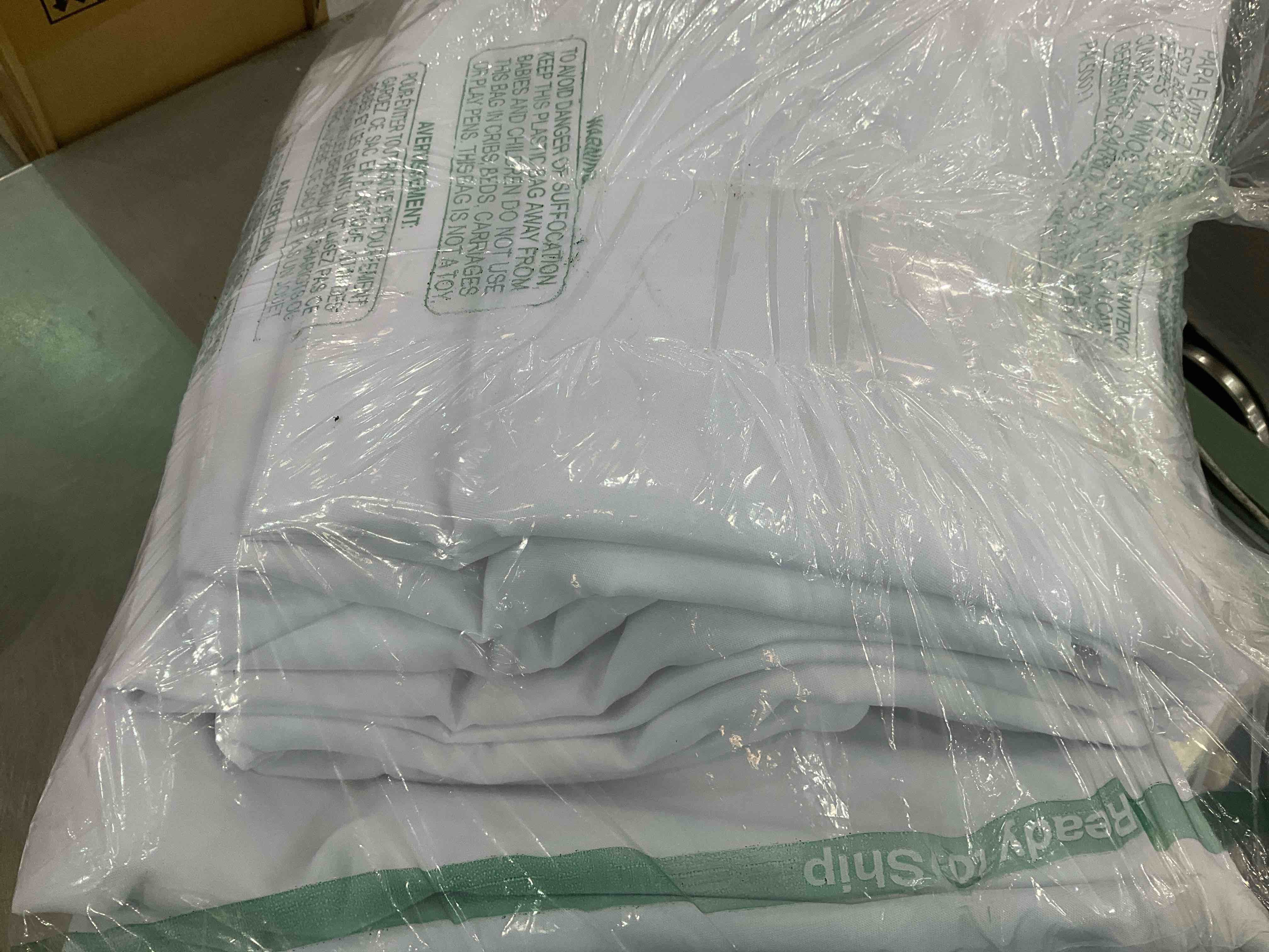 https://s3.amazonaws.com/lotting-images-prod/BargainHunt/EXS01537292_1715188426053.jpeg