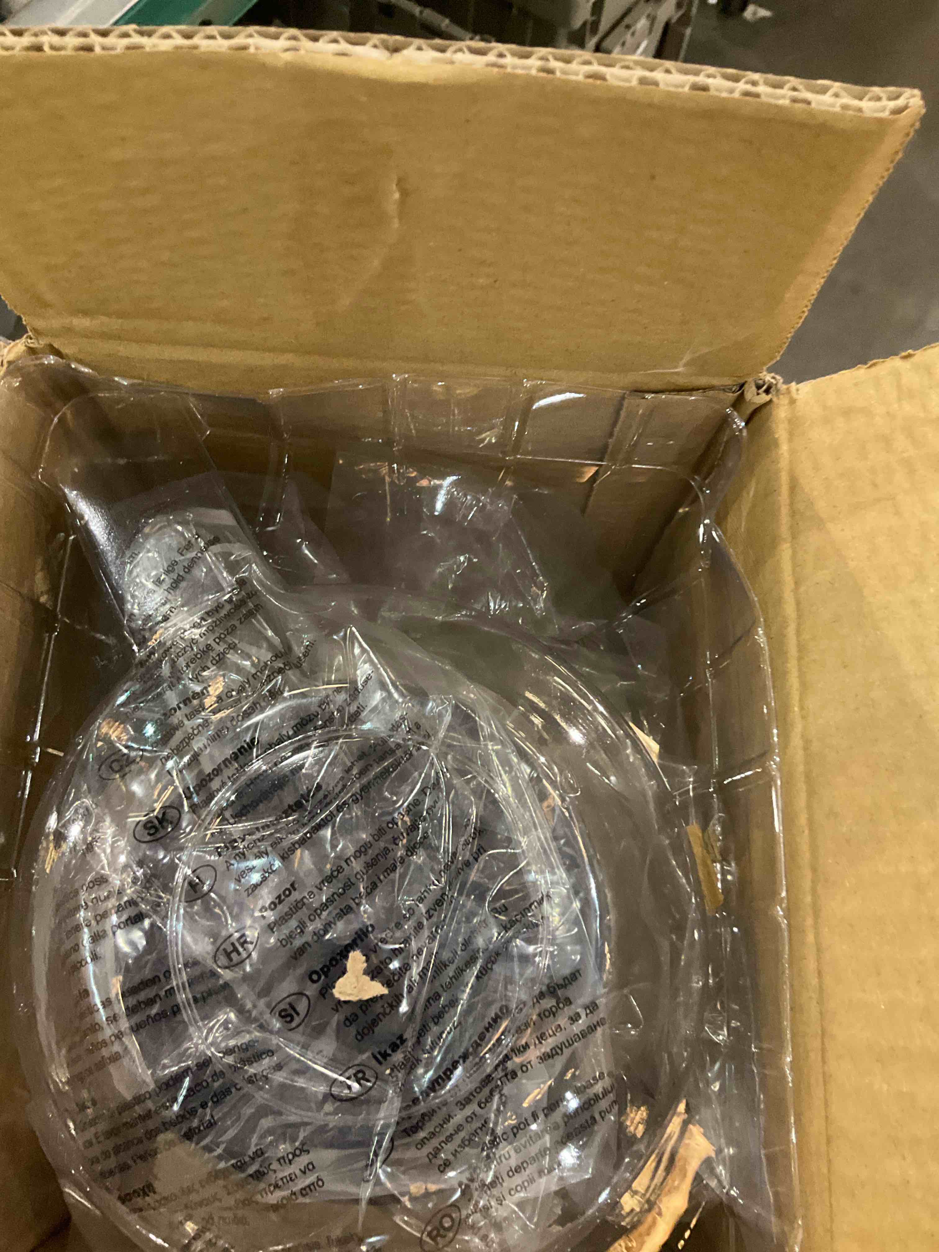 https://s3.amazonaws.com/lotting-images-prod/BargainHunt/EXS01537592_1714394934445.jpeg