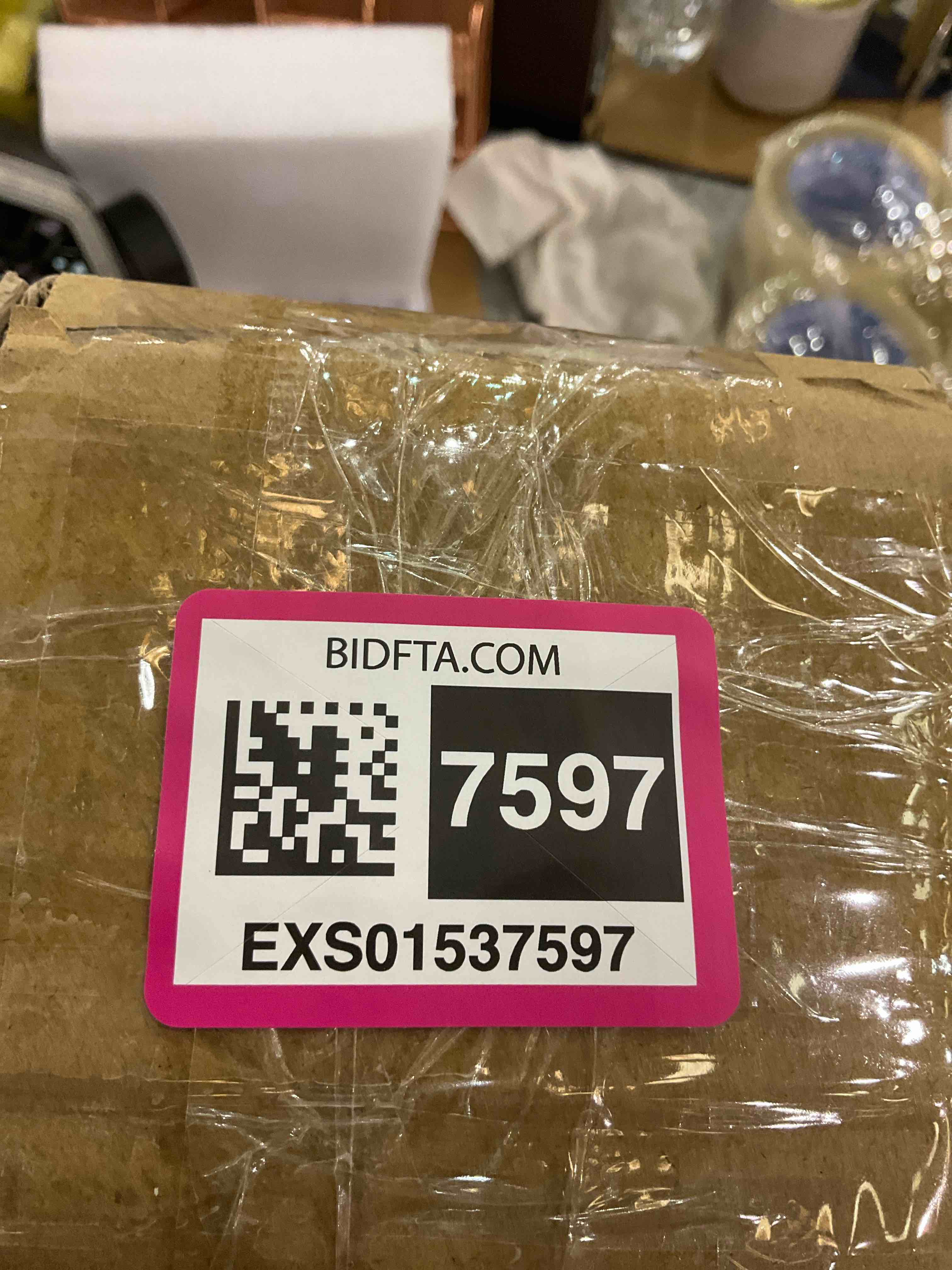 https://s3.amazonaws.com/lotting-images-prod/BargainHunt/EXS01537597_1714396886174.jpeg