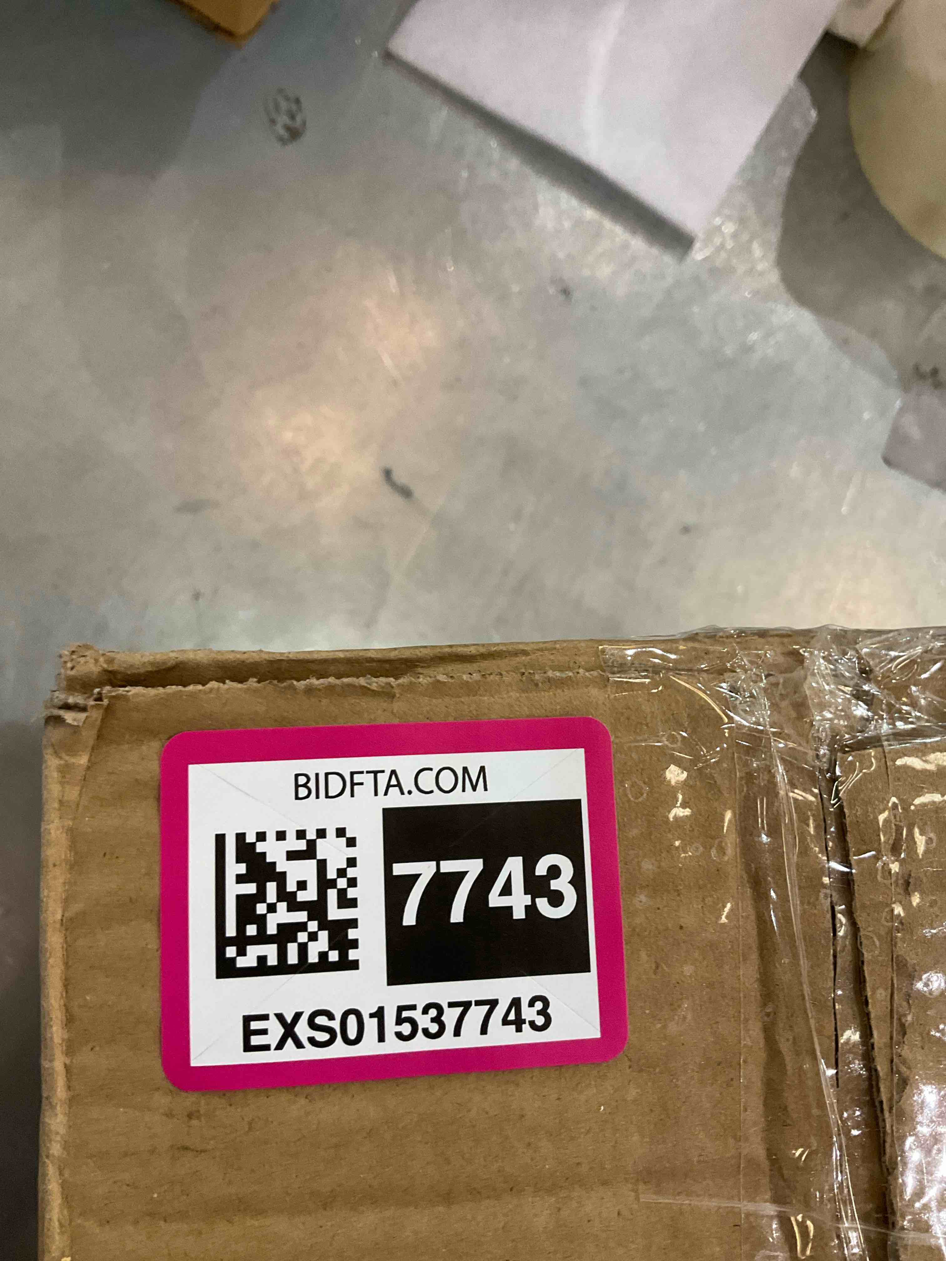 https://s3.amazonaws.com/lotting-images-prod/BargainHunt/EXS01537743_1714417602629.jpeg