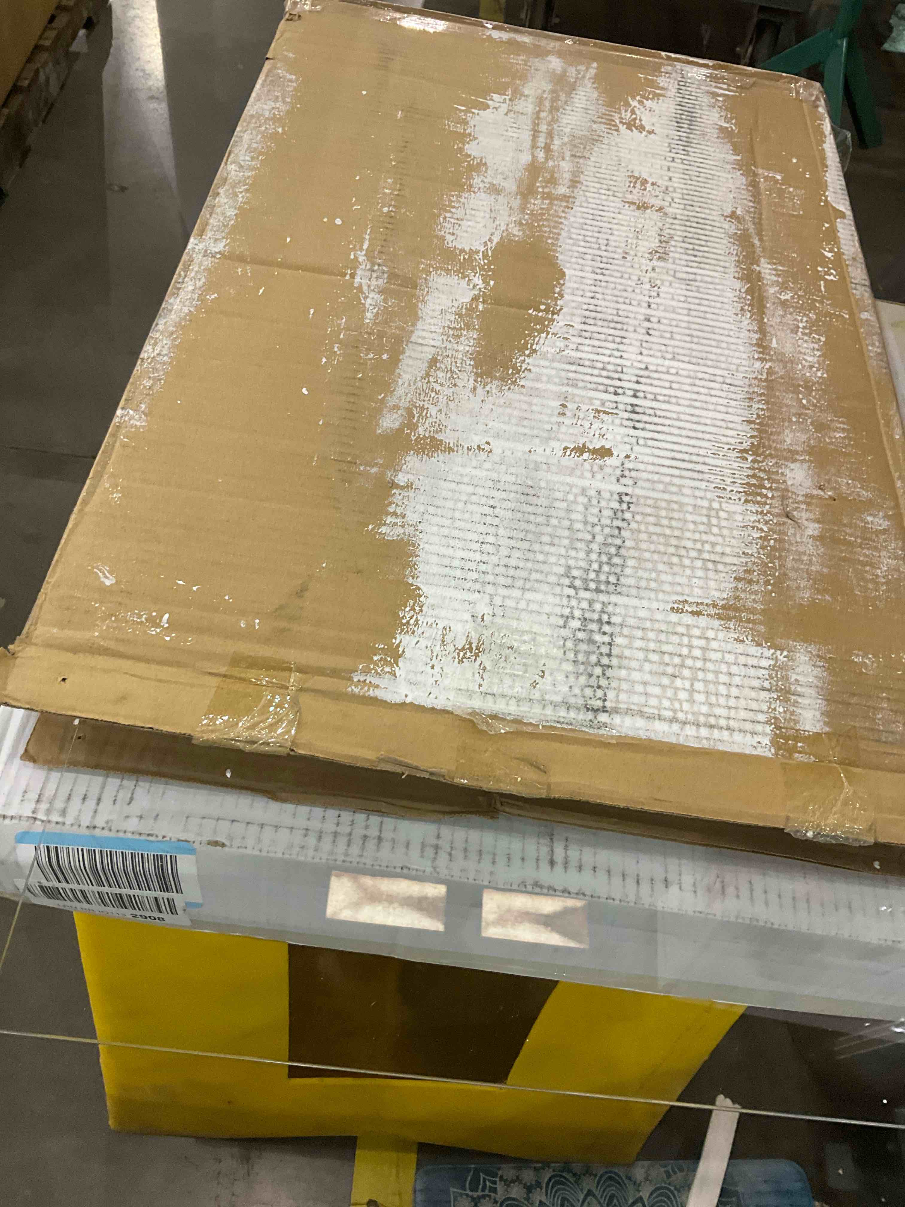 https://s3.amazonaws.com/lotting-images-prod/BargainHunt/EXS01537756_1714479002305.jpeg