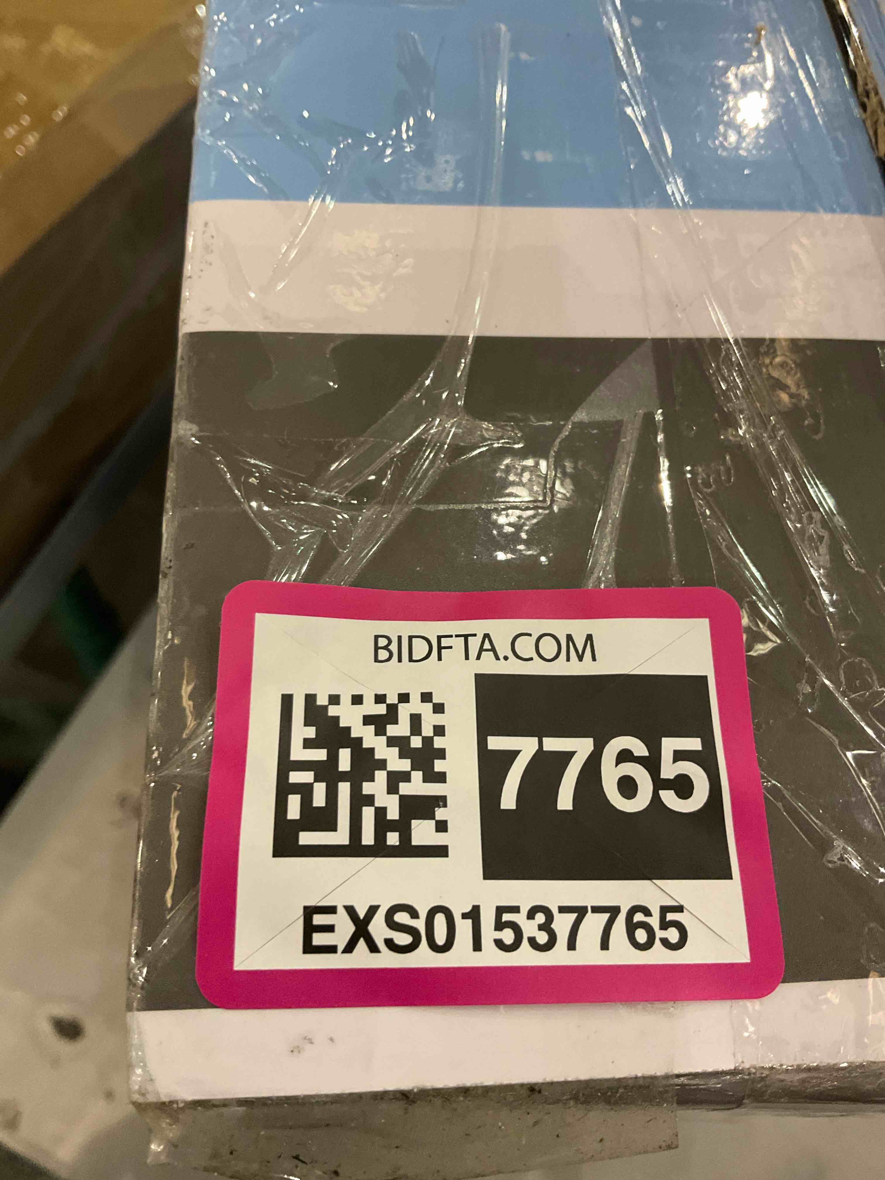 https://s3.amazonaws.com/lotting-images-prod/BargainHunt/EXS01537765_1714480446897.jpeg
