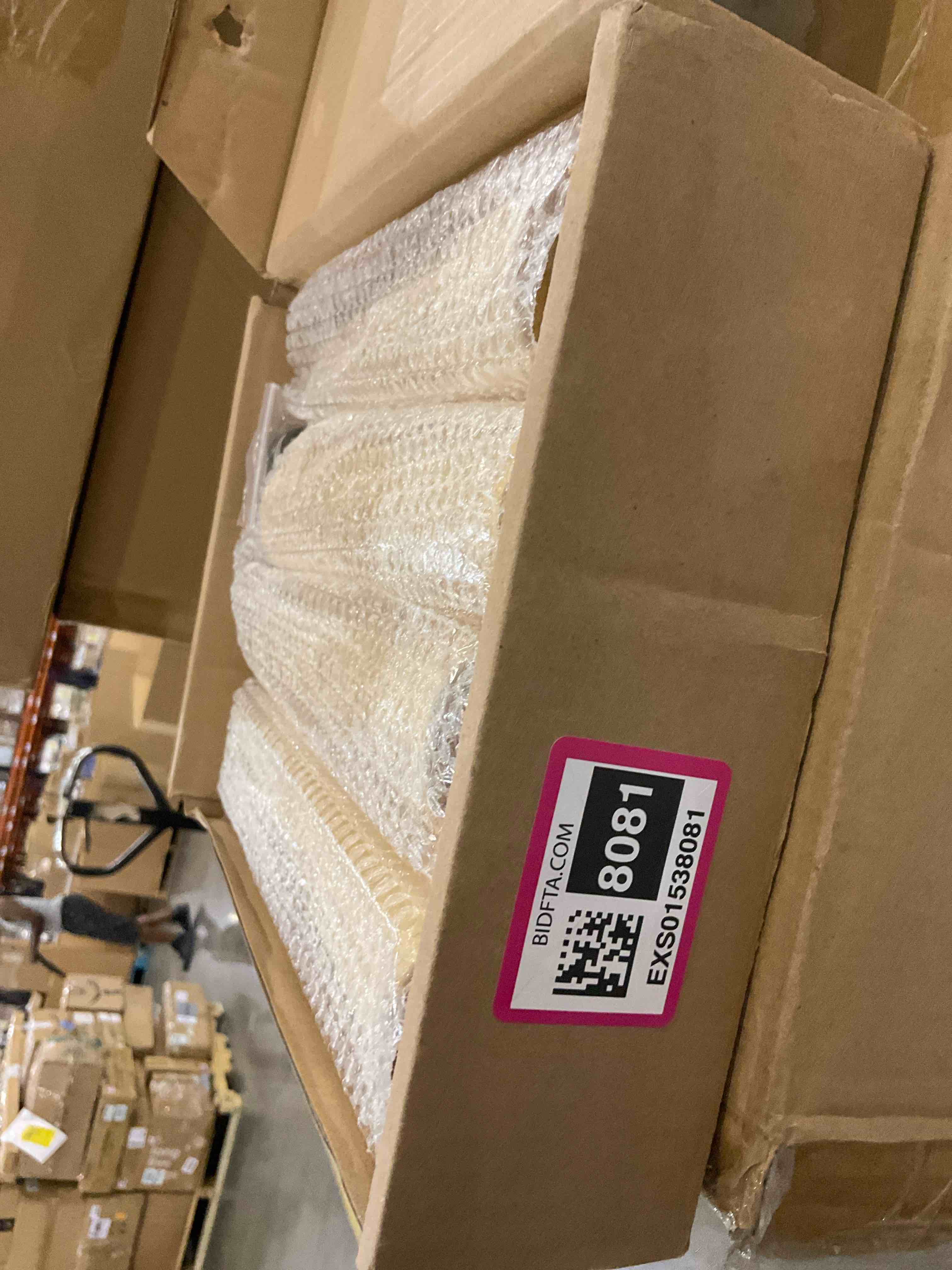 https://s3.amazonaws.com/lotting-images-prod/BargainHunt/EXS01538081_1713965241846.jpeg