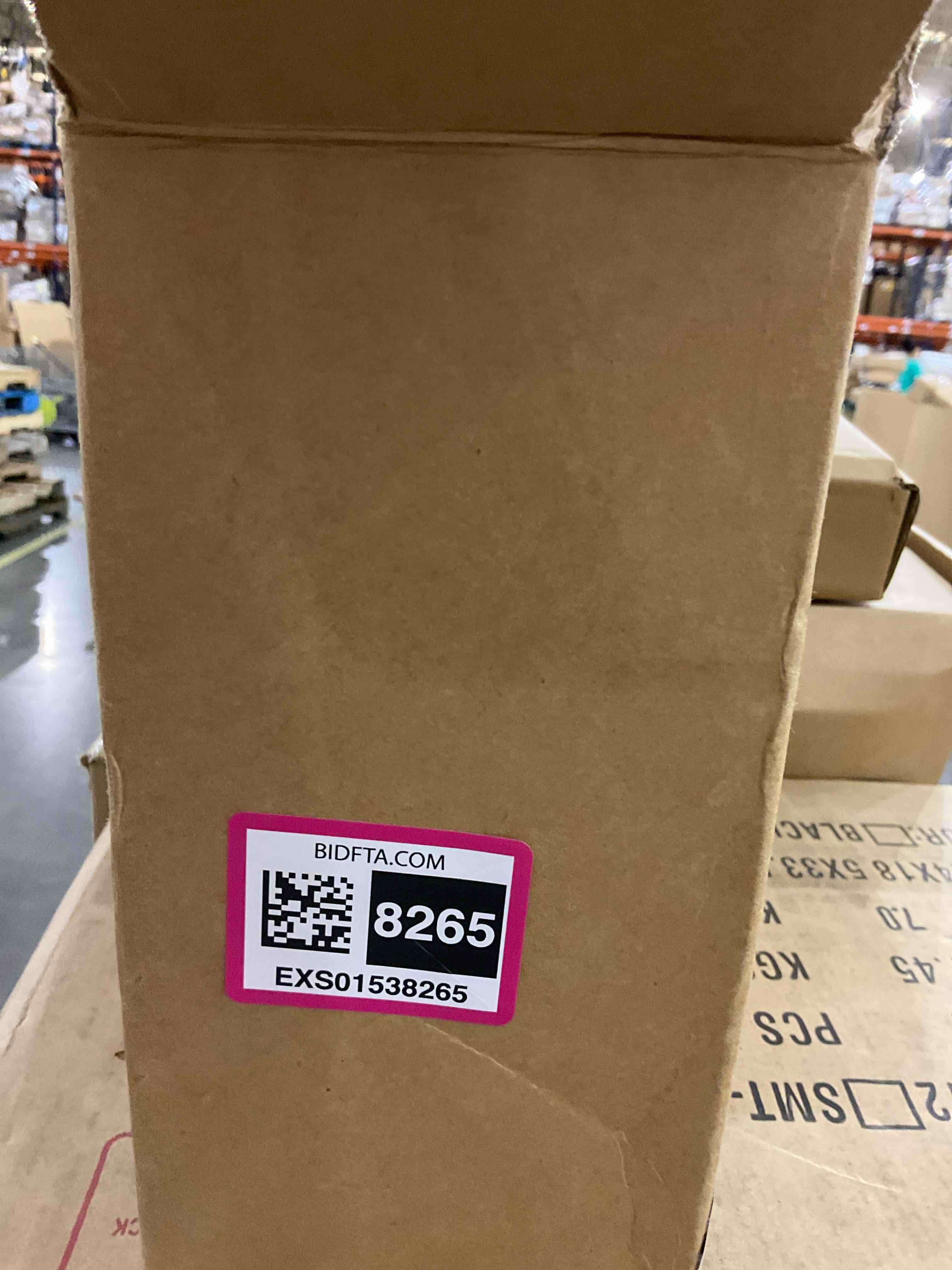https://s3.amazonaws.com/lotting-images-prod/BargainHunt/EXS01538265_1714395151233.jpeg