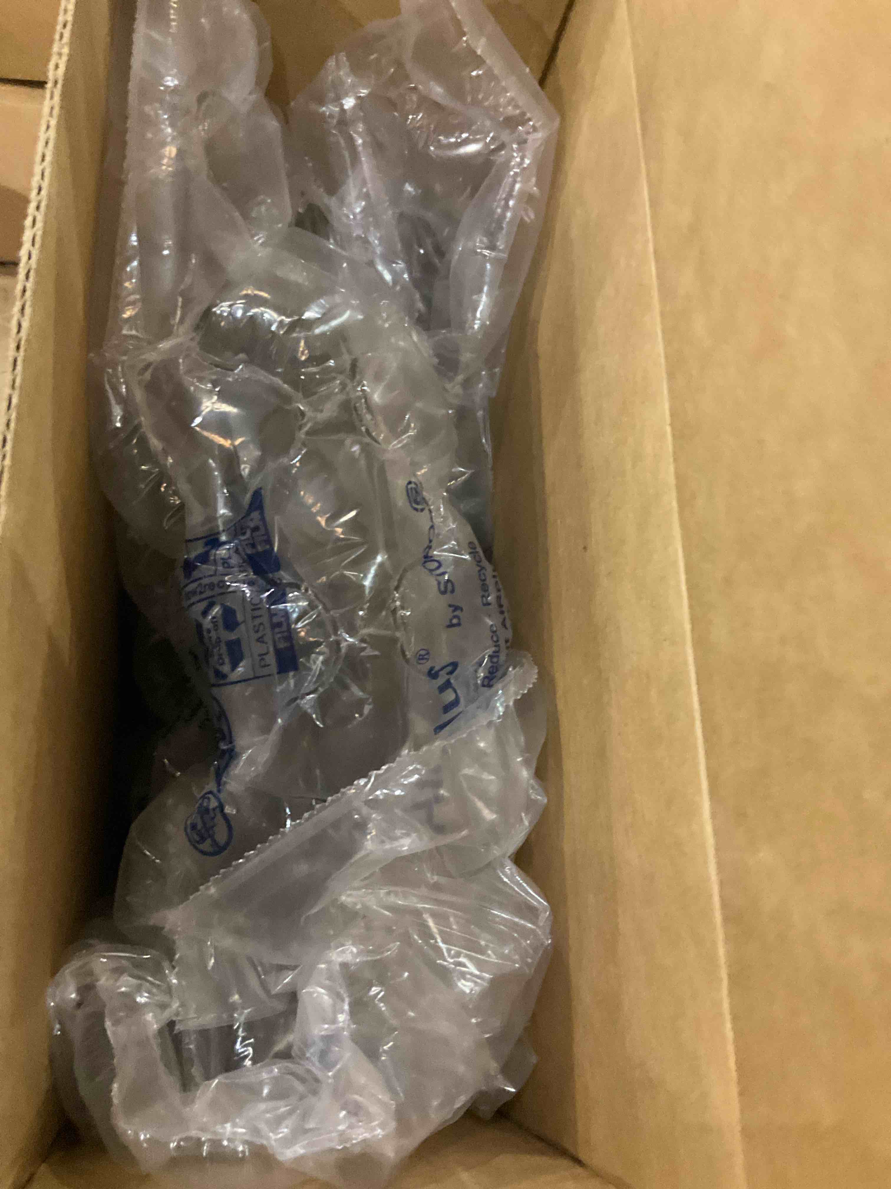 https://s3.amazonaws.com/lotting-images-prod/BargainHunt/EXS01538265_1714395173044.jpeg