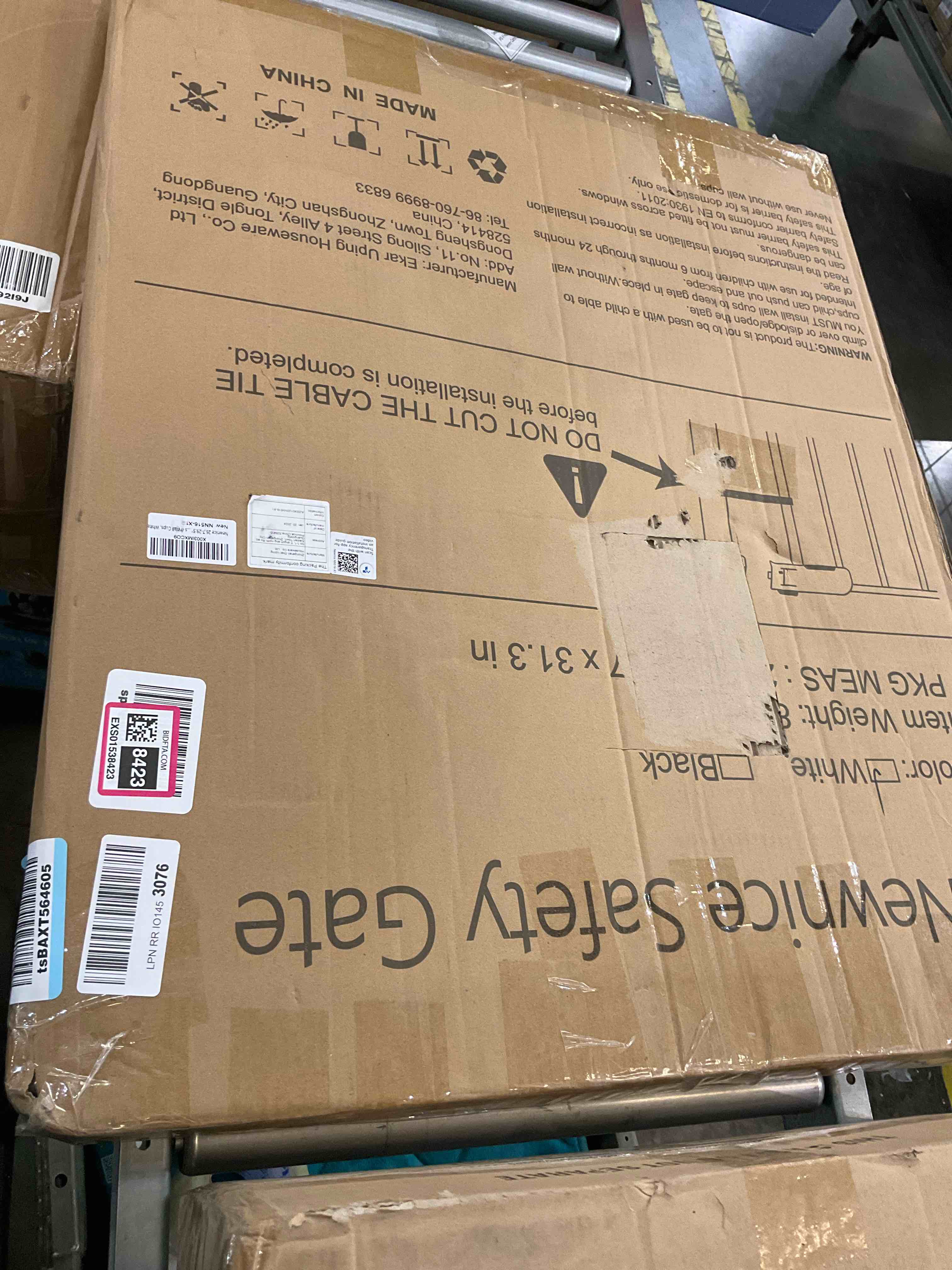 Newnice 26.7-29.5'' Narrow Baby Gate with Cat Door, Auto Close & Easy Walk Thru Dog Pet Gates for Stairs, Doorway, House, Pressure Mounted Safety Child Gate Includes 4 Wall Cups, NO Extensions, White