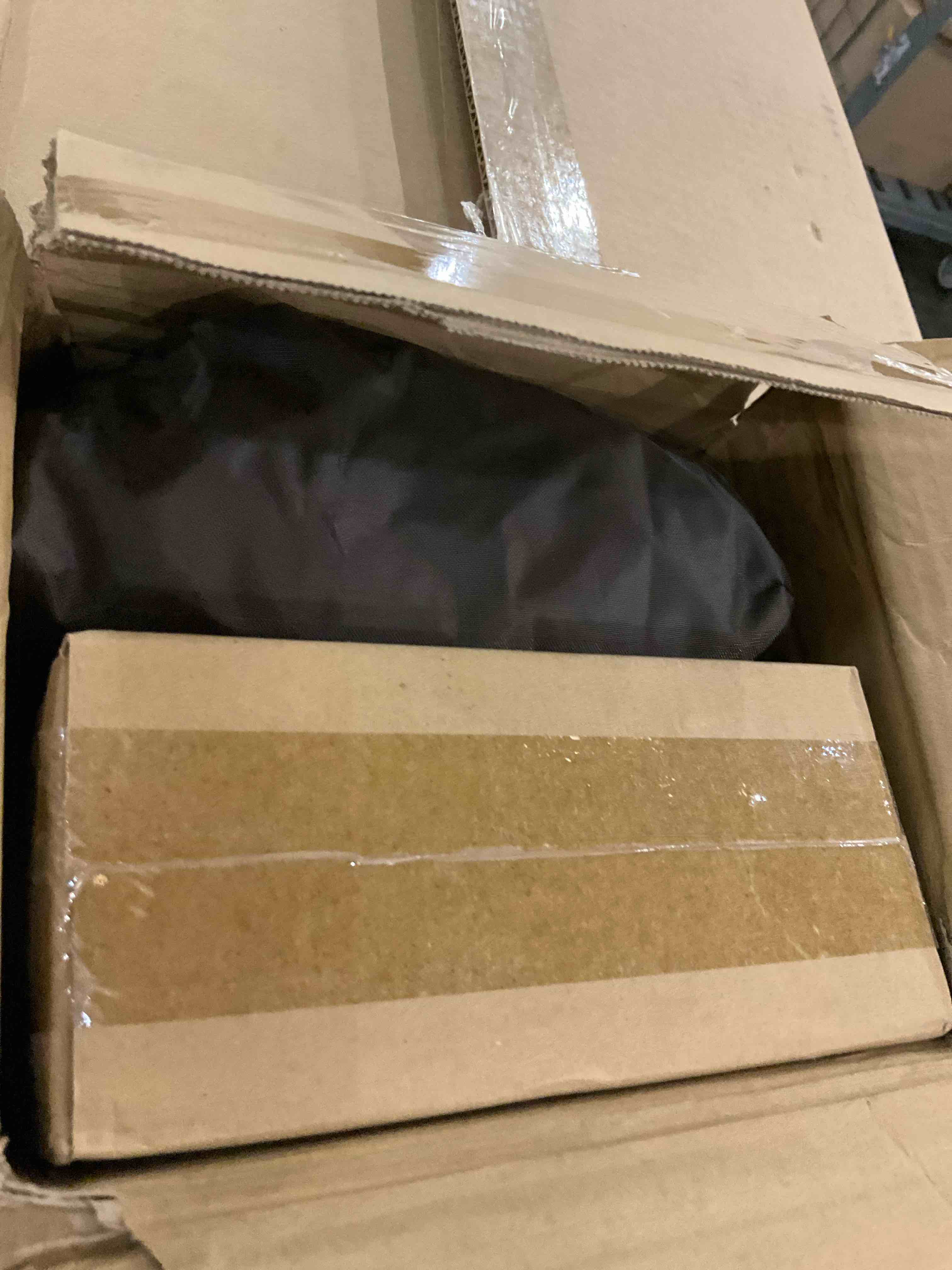 https://s3.amazonaws.com/lotting-images-prod/BargainHunt/EXS01538434_1714489632606.jpeg