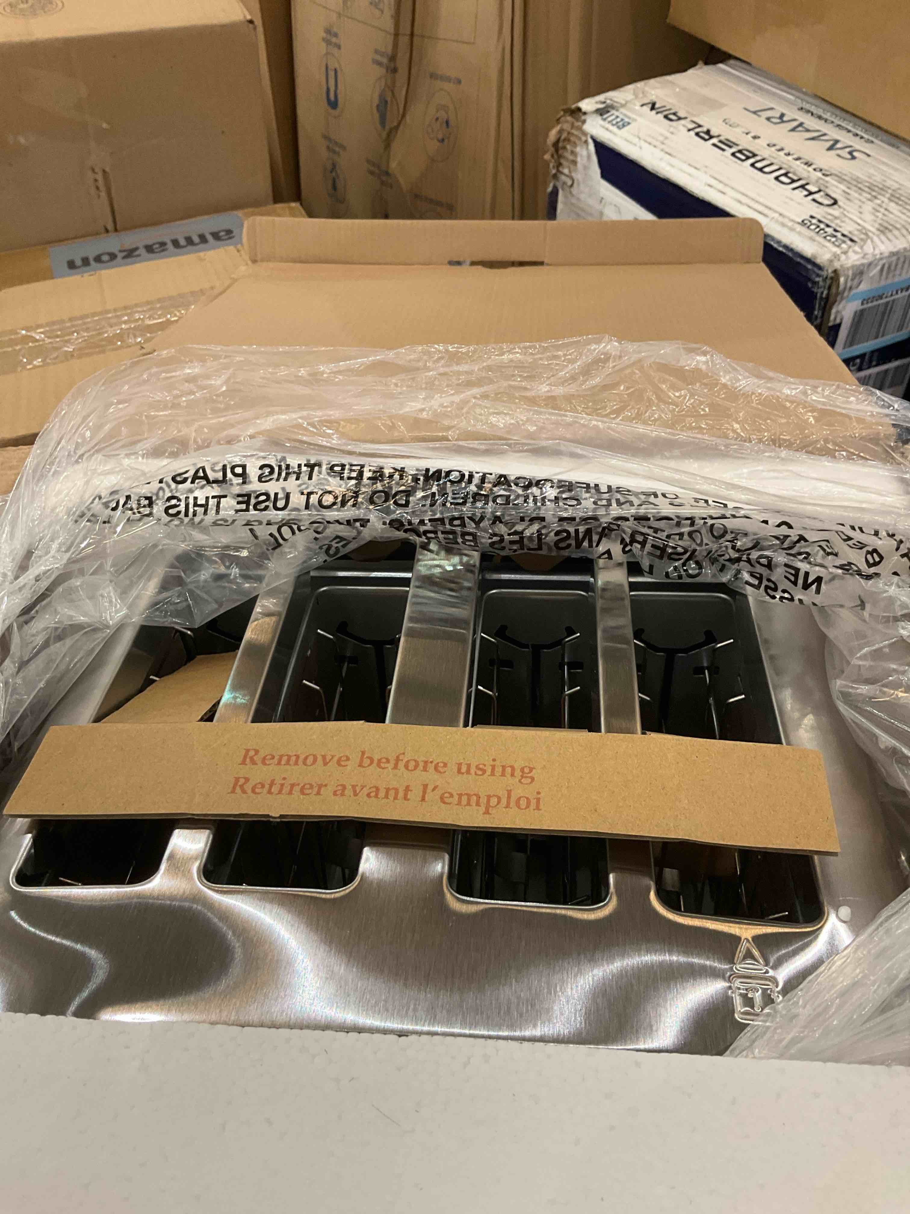 https://s3.amazonaws.com/lotting-images-prod/BargainHunt/EXS01538527_1714668084688.jpeg