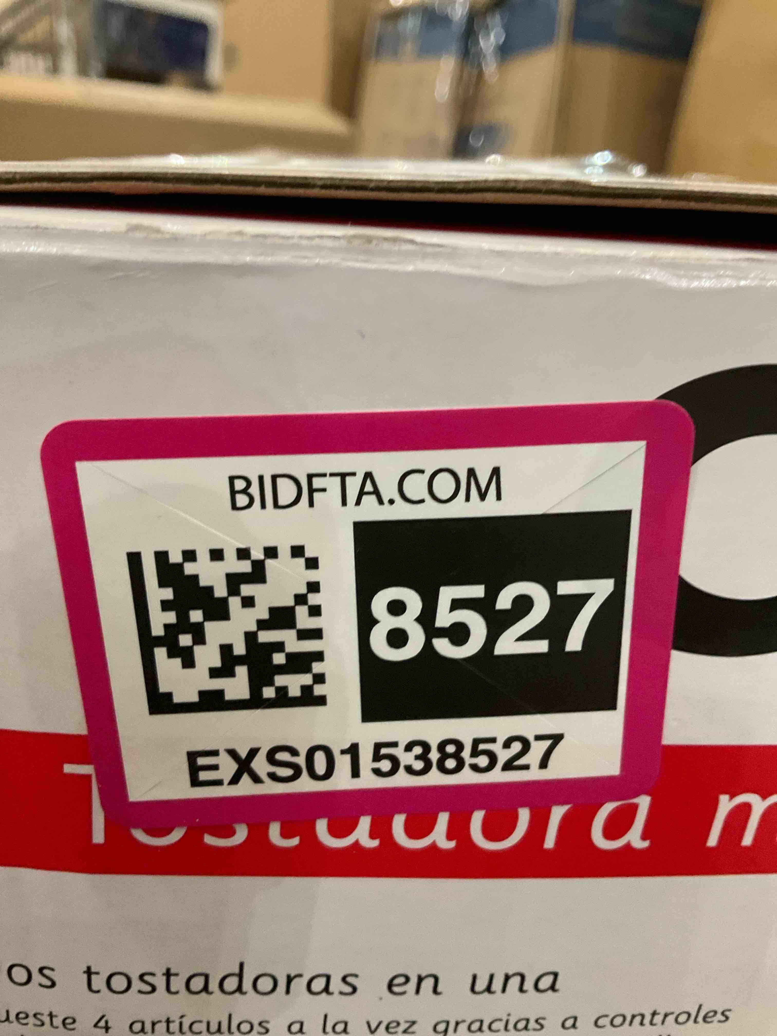 https://s3.amazonaws.com/lotting-images-prod/BargainHunt/EXS01538527_1714668103928.jpeg