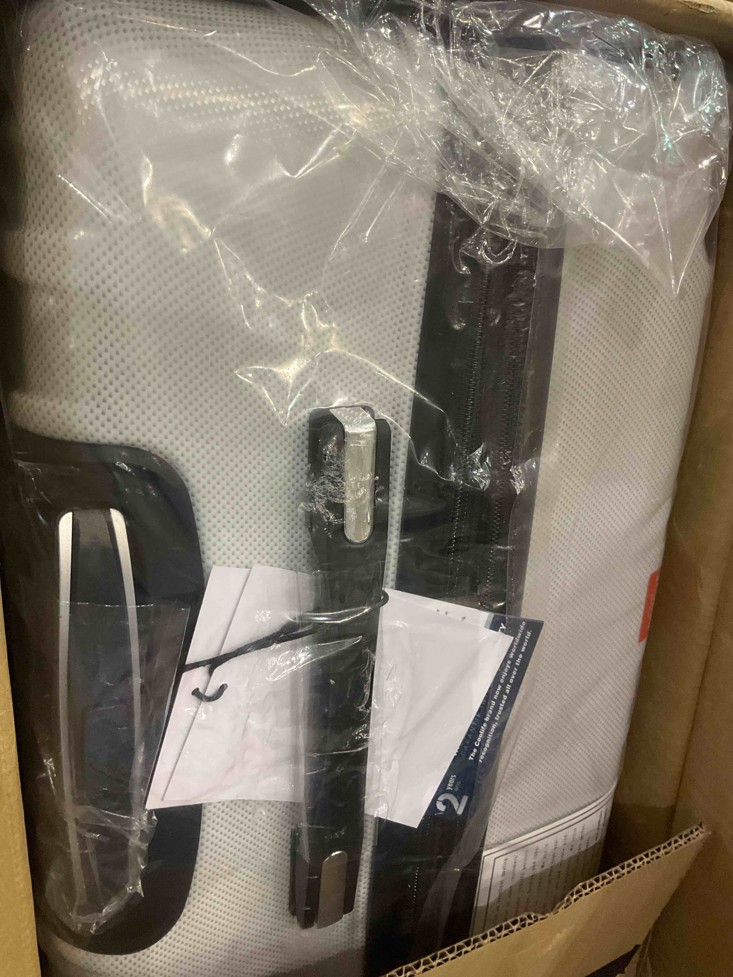 https://s3.amazonaws.com/lotting-images-prod/BargainHunt/EXS01538598_1714737409580.jpeg