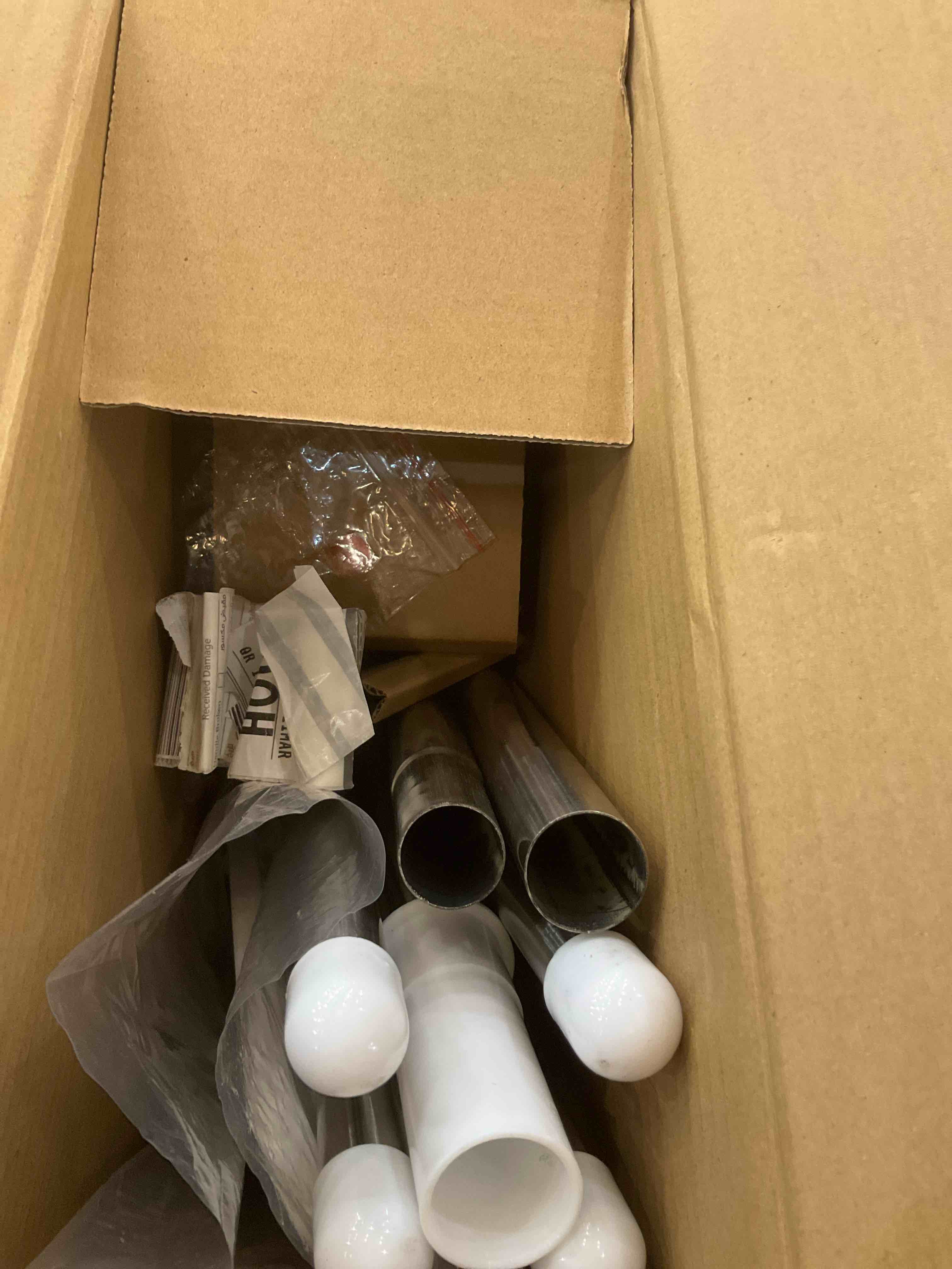 https://s3.amazonaws.com/lotting-images-prod/BargainHunt/EXS01538665_1714748104538.jpeg