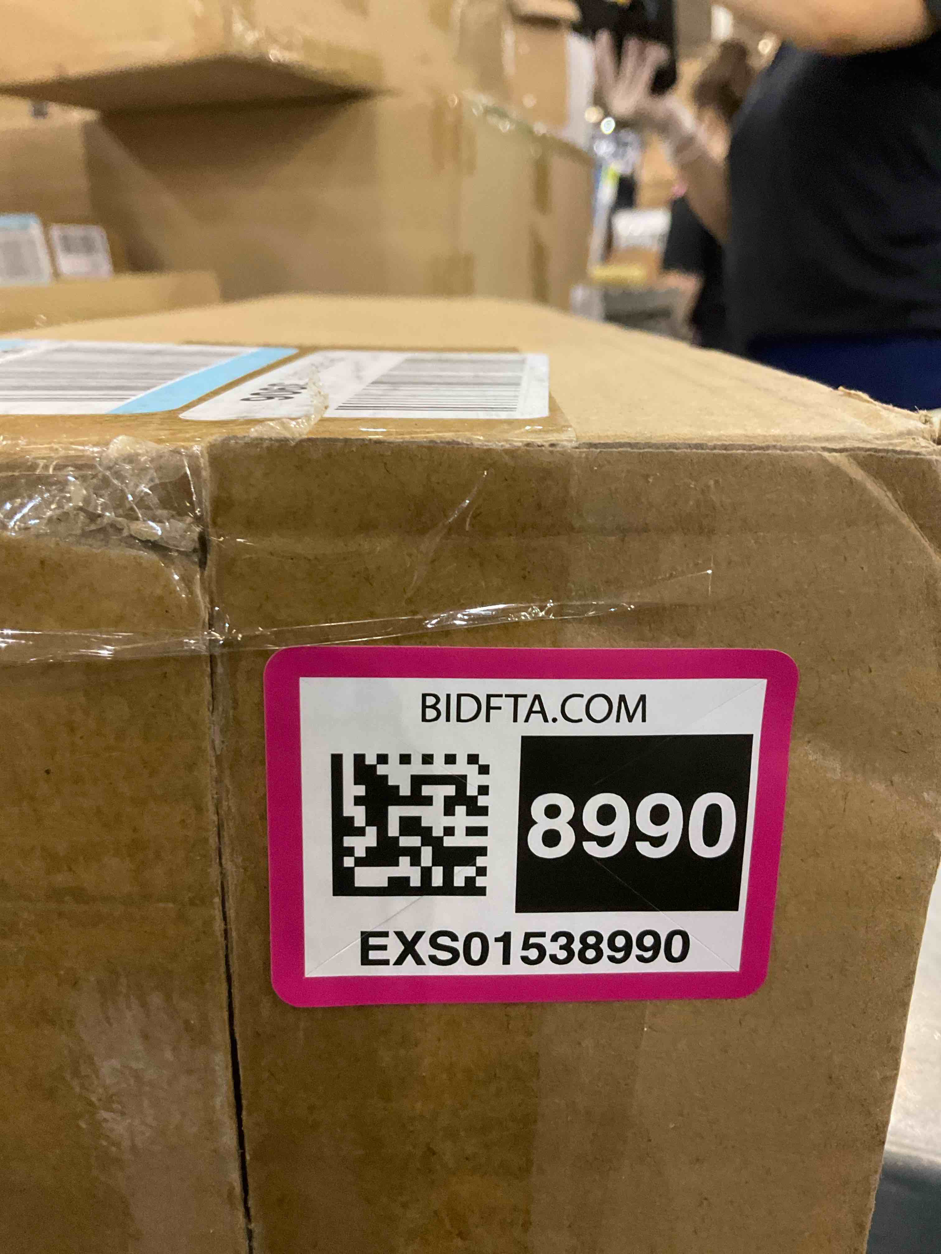 https://s3.amazonaws.com/lotting-images-prod/BargainHunt/EXS01538990_1715090132244.jpeg