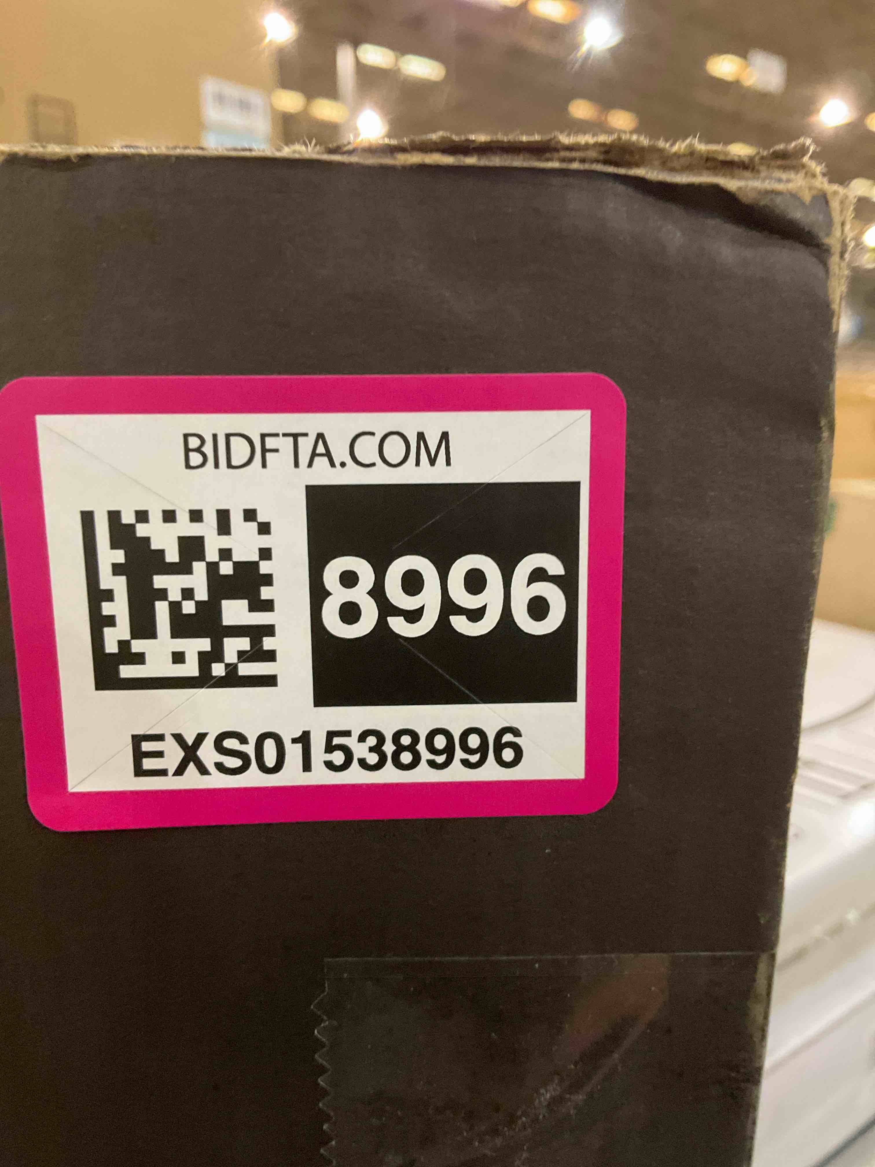 https://s3.amazonaws.com/lotting-images-prod/BargainHunt/EXS01538996_1715091001172.jpeg