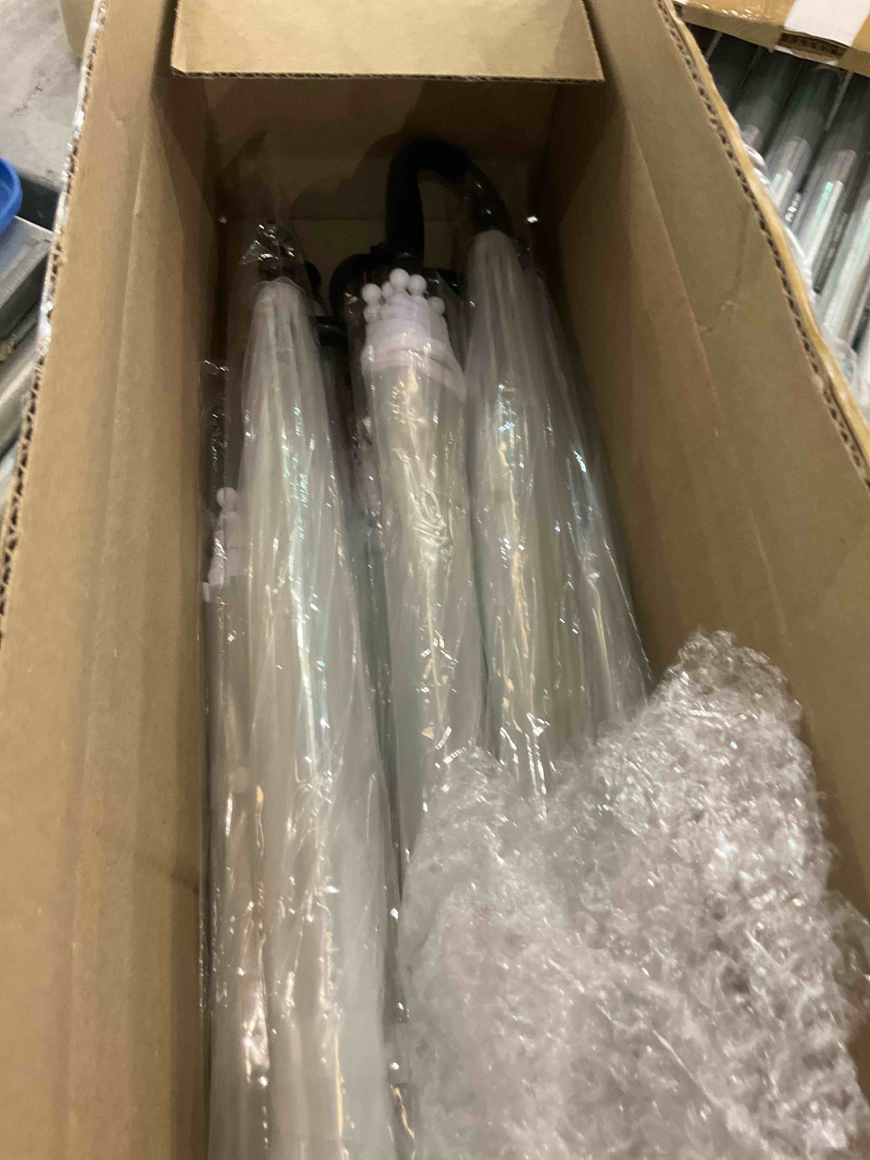 https://s3.amazonaws.com/lotting-images-prod/BargainHunt/EXS01539019_1715107282315.jpeg