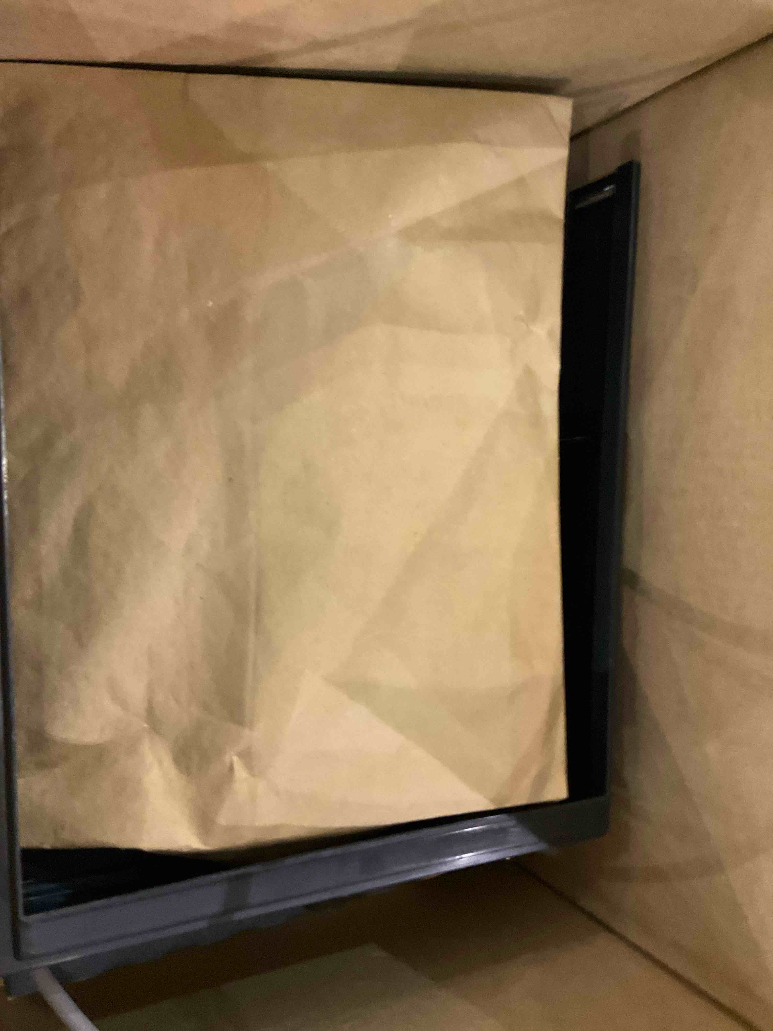 https://s3.amazonaws.com/lotting-images-prod/BargainHunt/EXS01539192_1715255107278.jpeg