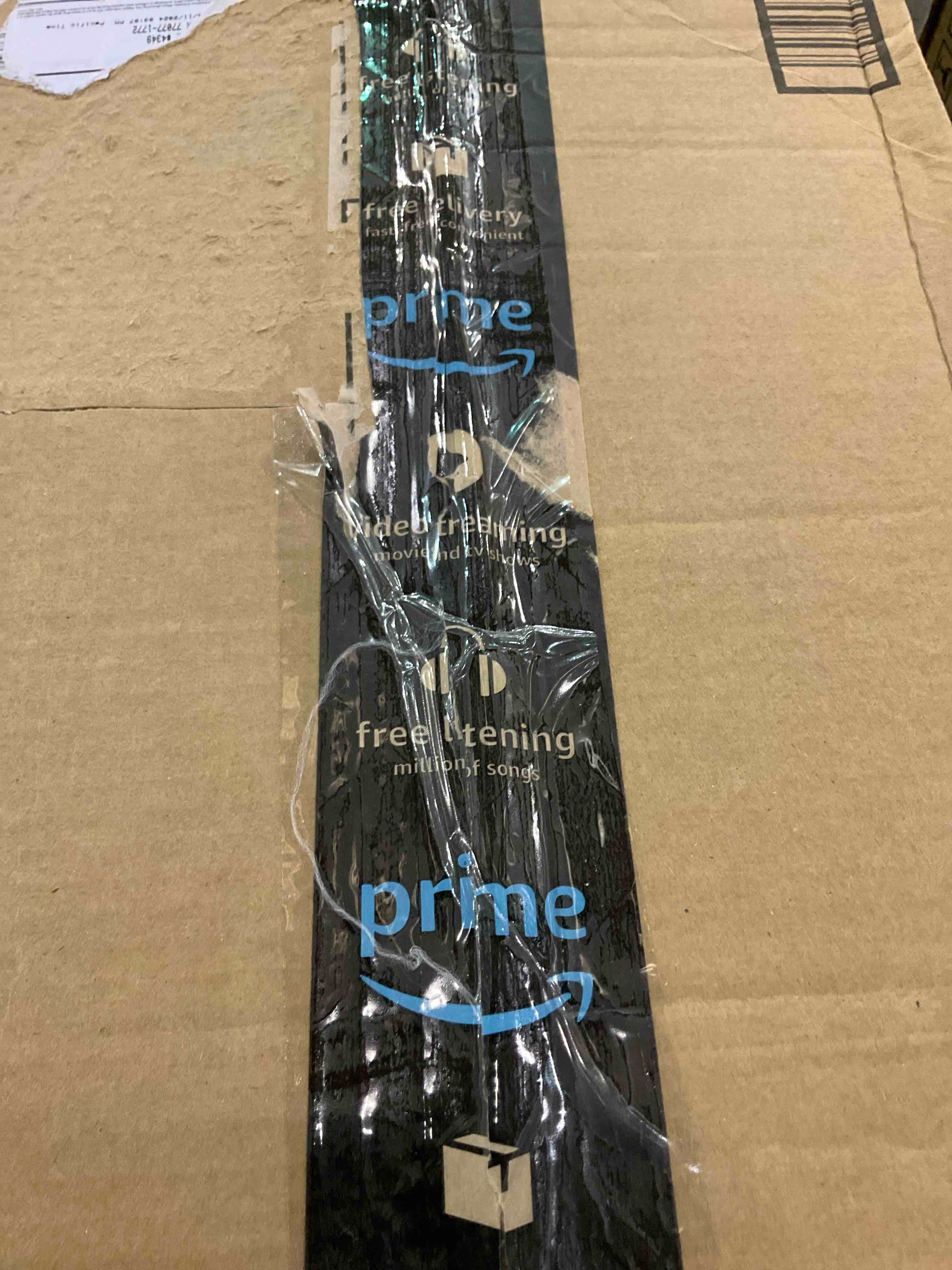 https://s3.amazonaws.com/lotting-images-prod/BargainHunt/EXS01539326_1715342314527.jpeg