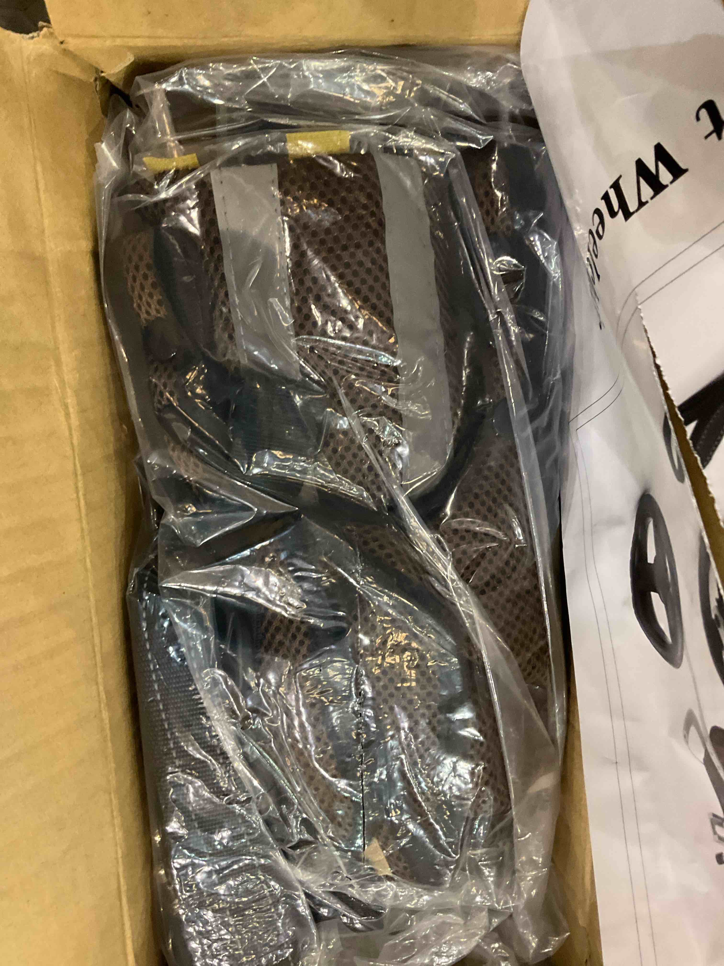 https://s3.amazonaws.com/lotting-images-prod/BargainHunt/EXS01539390_1715355316893.jpeg