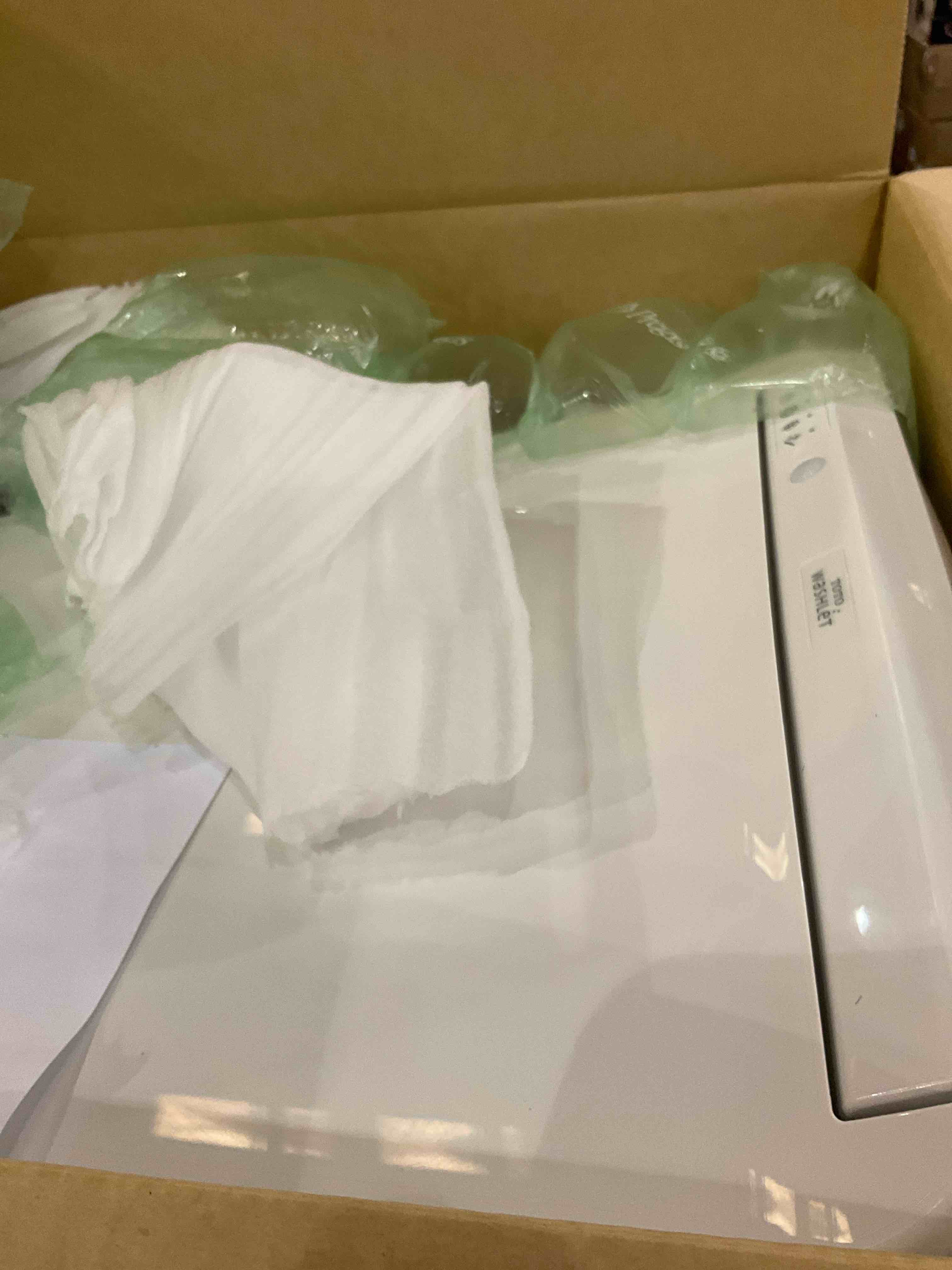 https://s3.amazonaws.com/lotting-images-prod/BargainHunt/EXS01539863_1718980952339.jpeg