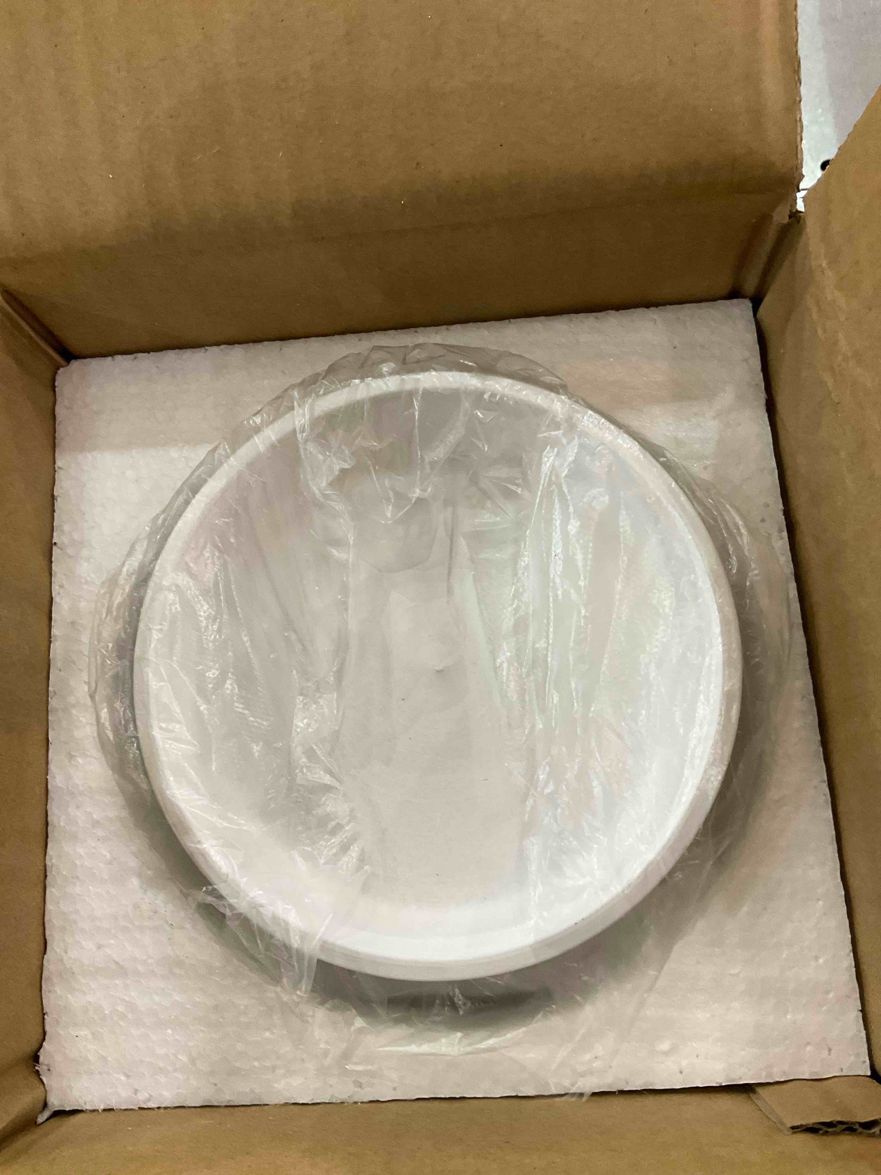 https://s3.amazonaws.com/lotting-images-prod/BargainHunt/EXS01540435_1715885888784.jpeg