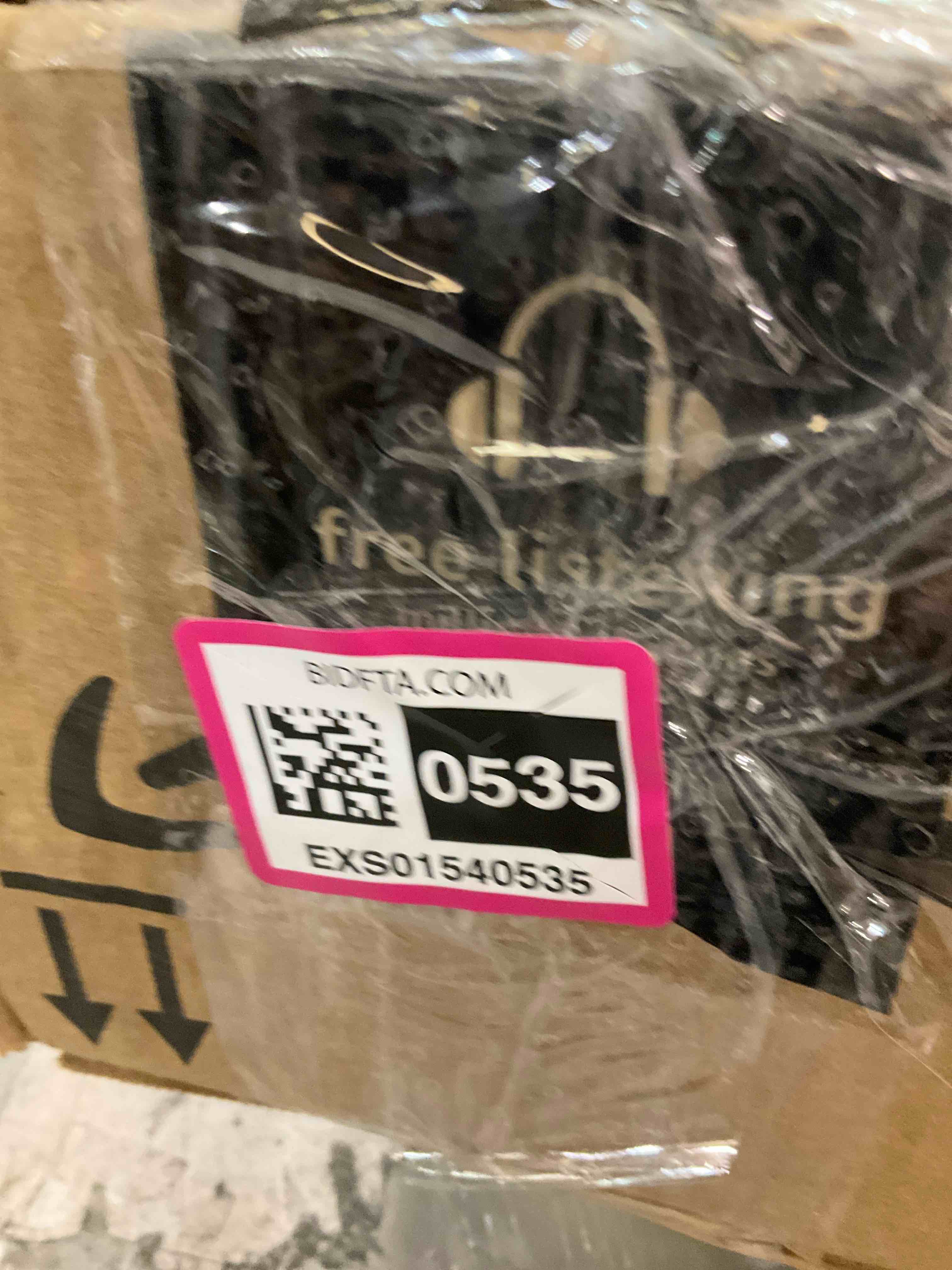 https://s3.amazonaws.com/lotting-images-prod/BargainHunt/EXS01540535_1715182240970.jpeg