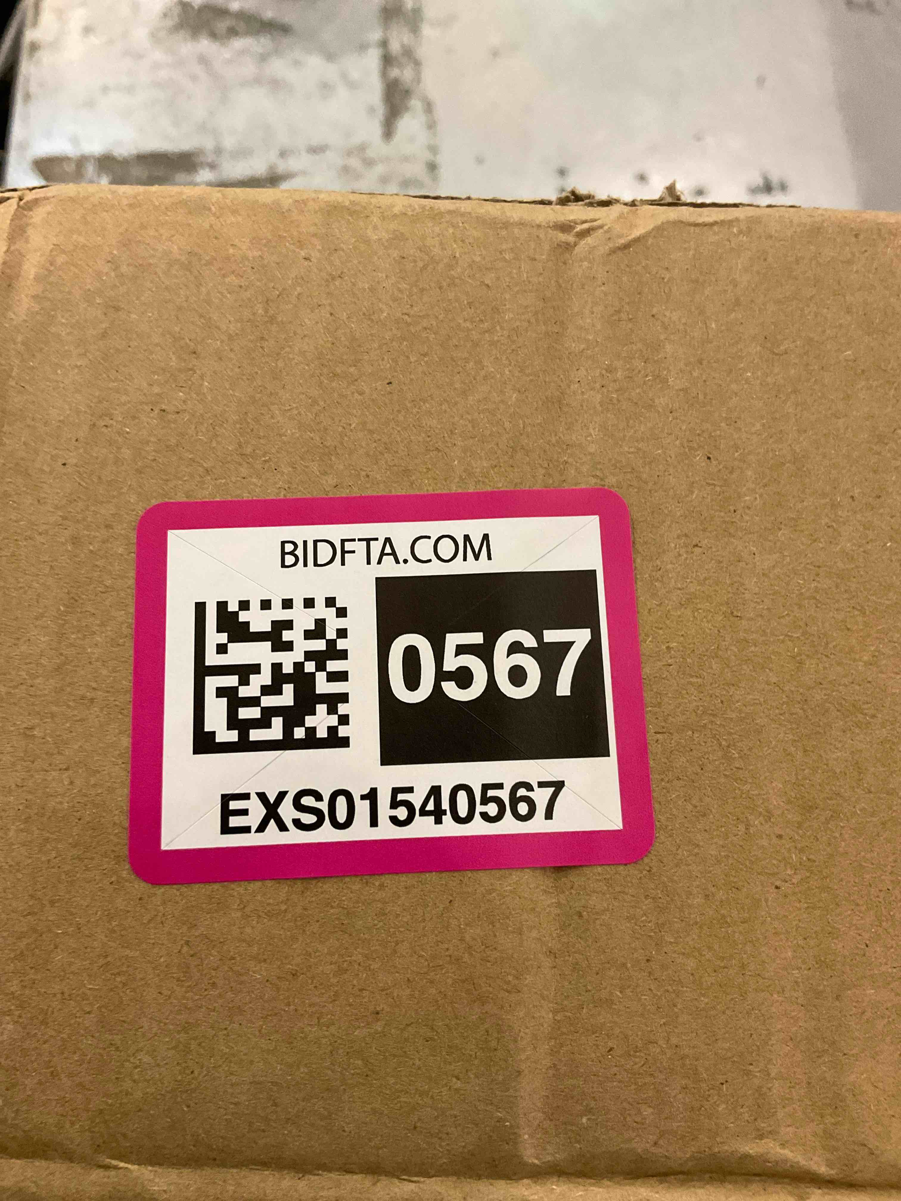 https://s3.amazonaws.com/lotting-images-prod/BargainHunt/EXS01540567_1715188464266.jpeg