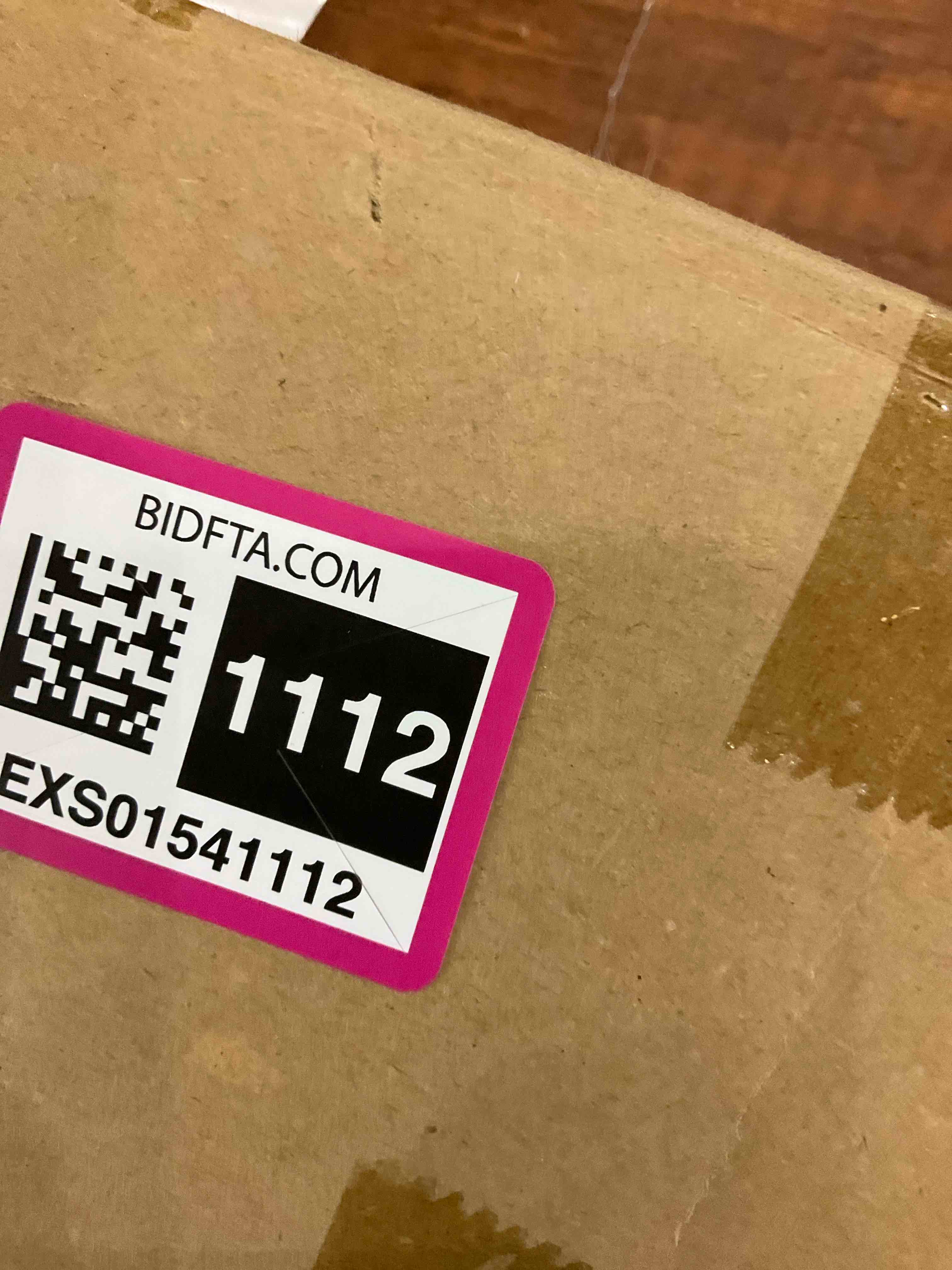 https://s3.amazonaws.com/lotting-images-prod/BargainHunt/EXS01541112_1715610851253.jpeg