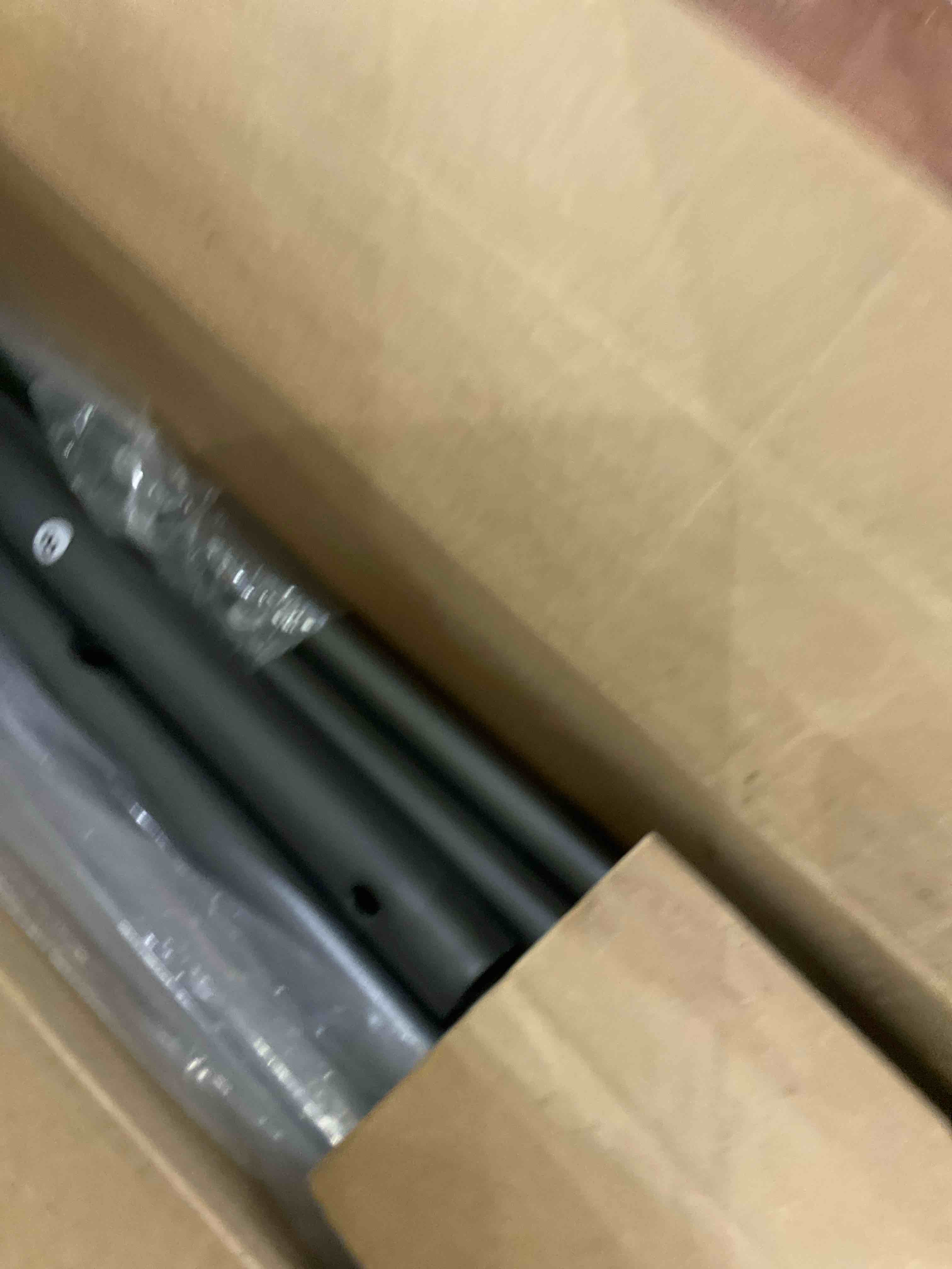 https://s3.amazonaws.com/lotting-images-prod/BargainHunt/EXS01541142_1715613390067.jpeg