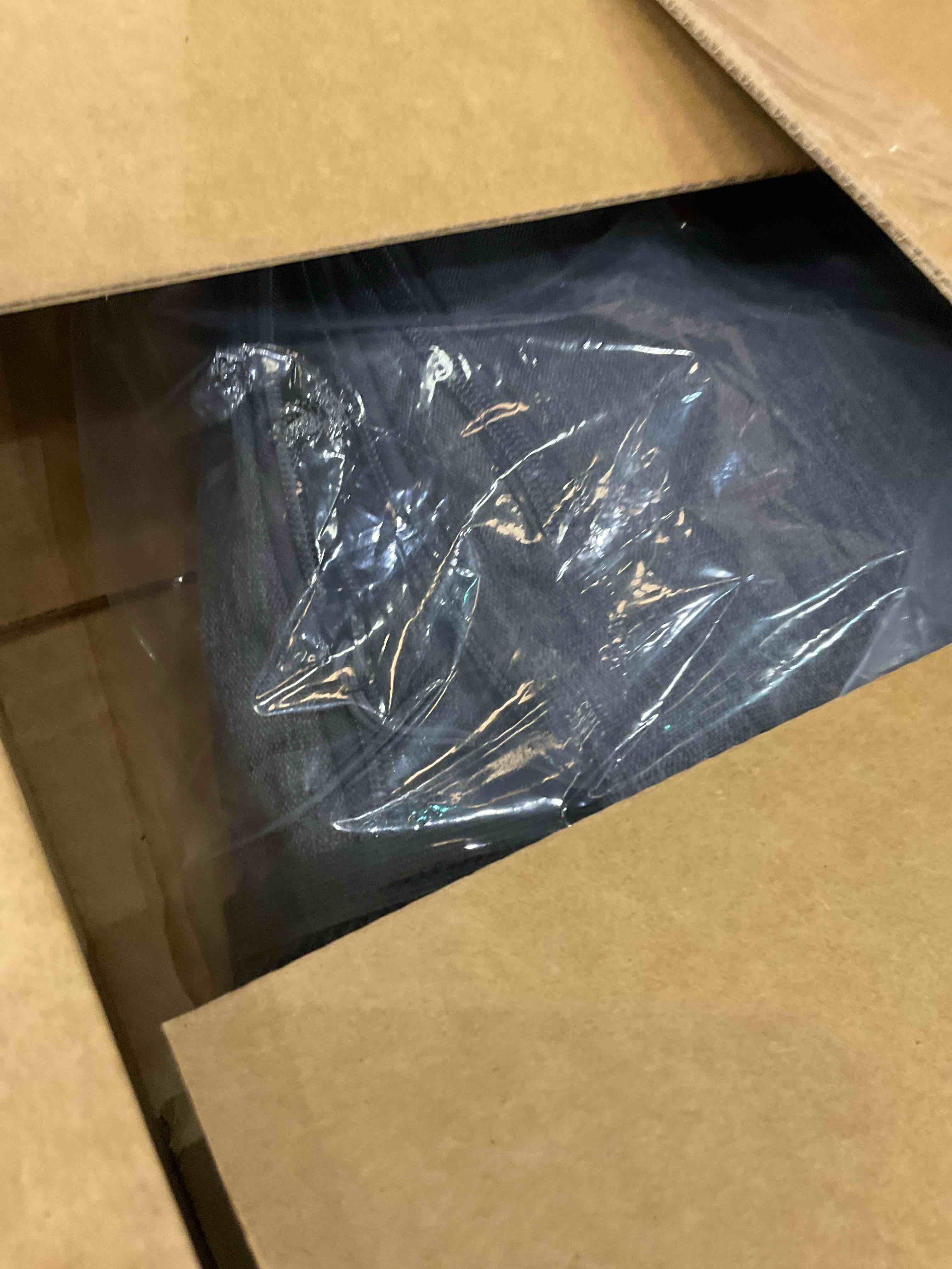 https://s3.amazonaws.com/lotting-images-prod/BargainHunt/EXS01541205_1715625383455.jpeg