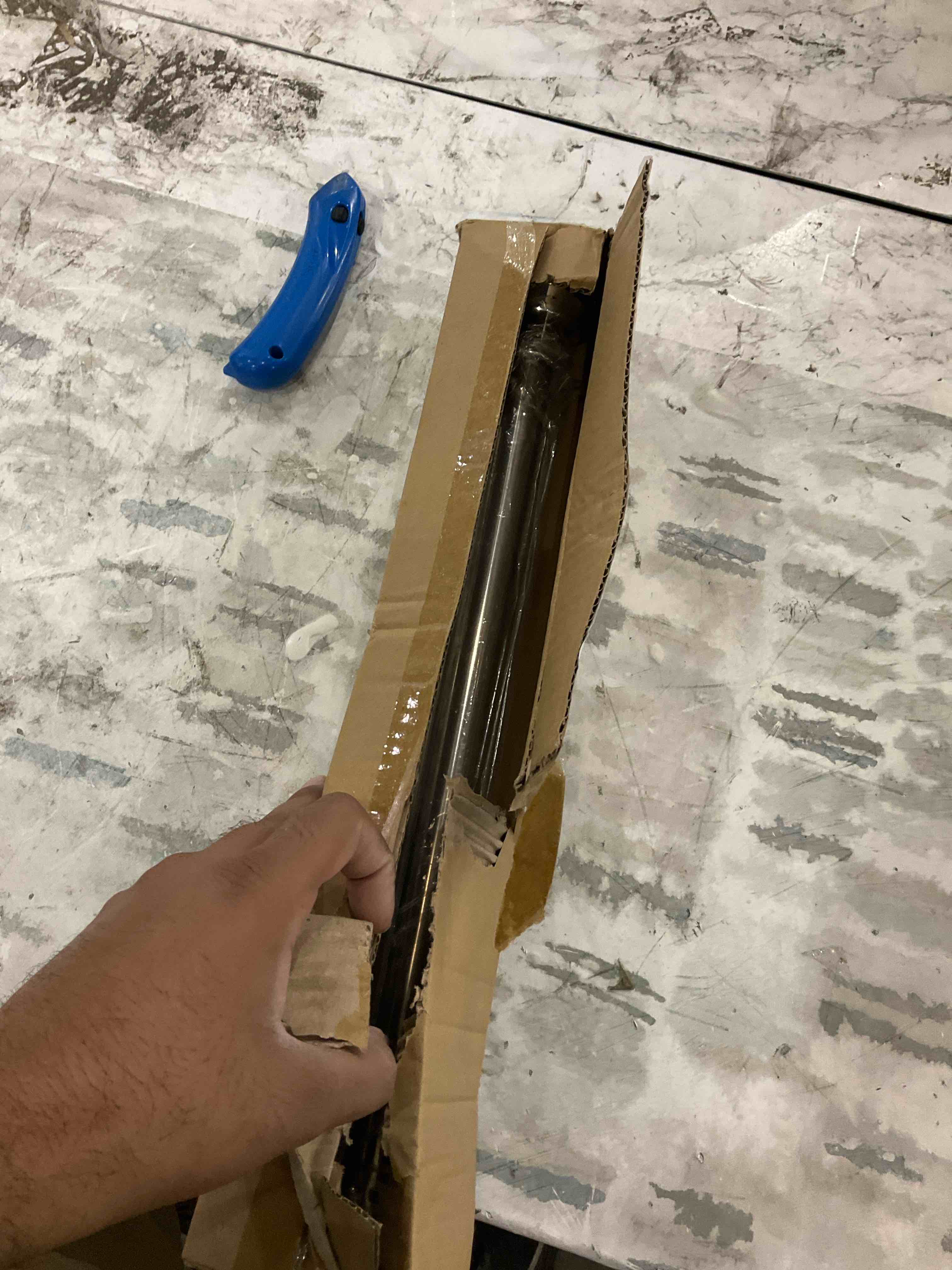 https://s3.amazonaws.com/lotting-images-prod/BargainHunt/EXS01541782_1715775868799.jpeg